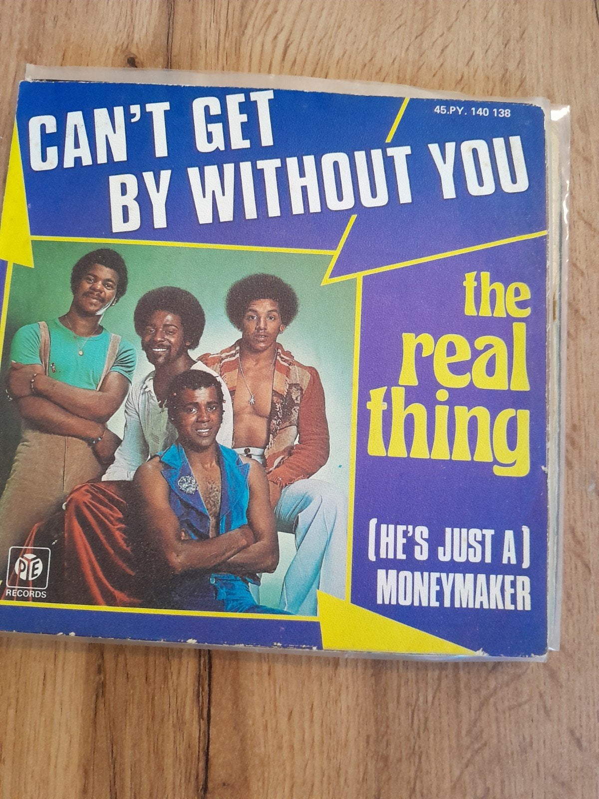 The real thing 7inch can,t get by without you, Ophalen of Verzenden, Zo goed als nieuw, Overige formaten