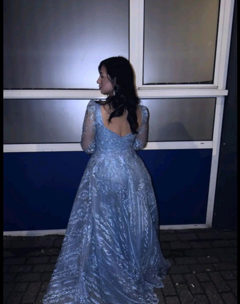 Elegante Blauwe Galajurk met Kant en Open Rug, Kleding | Dames, Maat 38/40 (M), Galajurk, Blauw, Ophalen of Verzenden