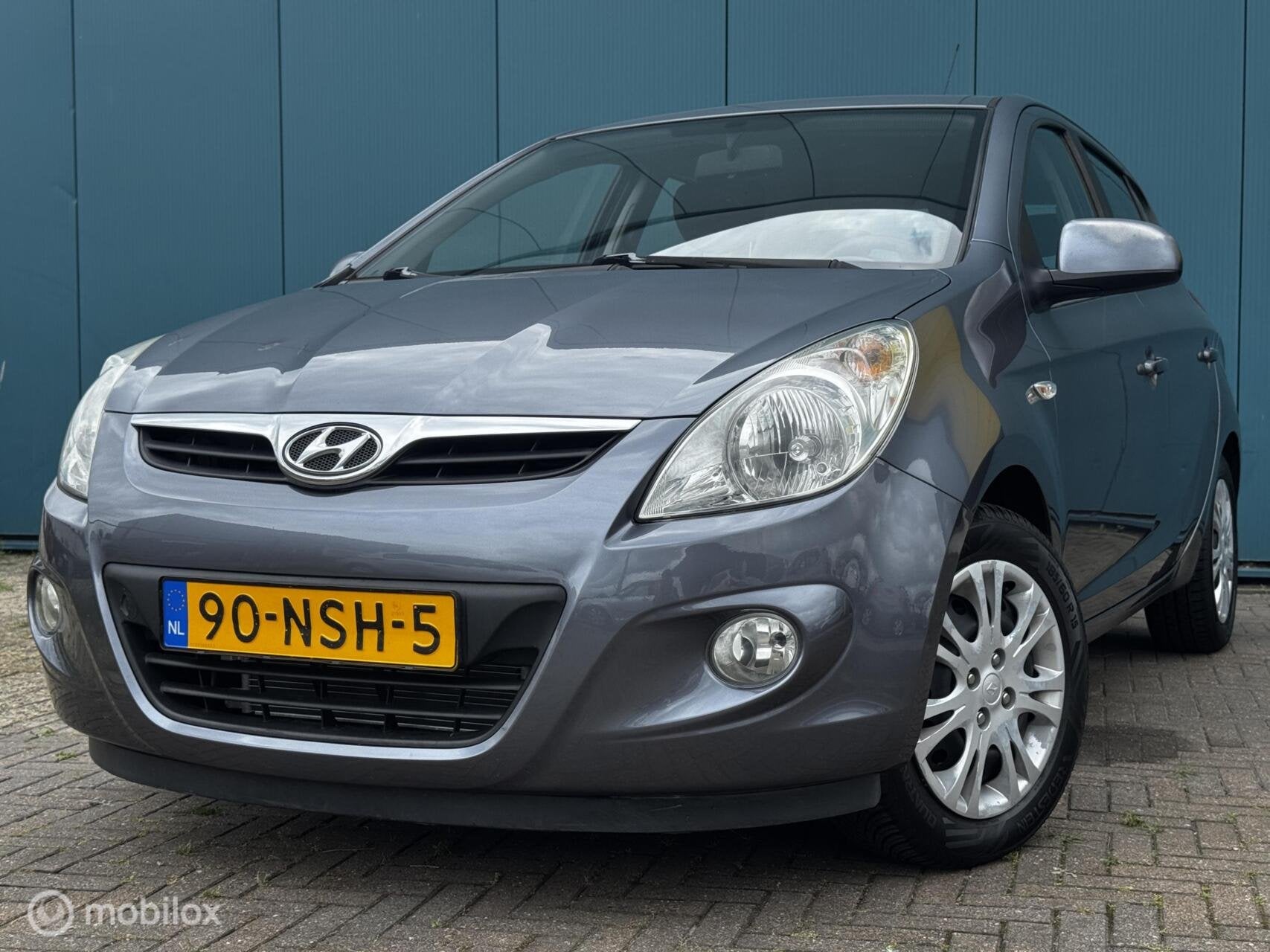 Hyundai i20 1.2i DynamicVersion 1Ste Eigenaar 5Drs Airco Tre, 450 kg, Gebruikt, 31 €/maand, 4 cilinders