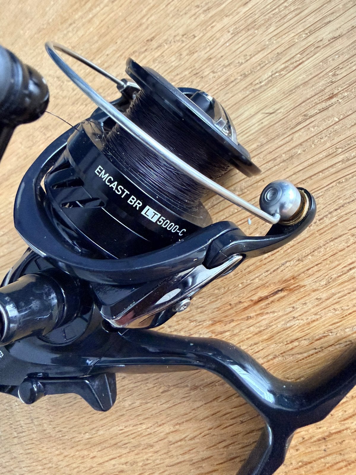 Daiwa emcast br lt5000c vrijloopmolen, Watersport en Boten, Hengelsport | Karpervissen, Ophalen of Verzenden, Zo goed als nieuw