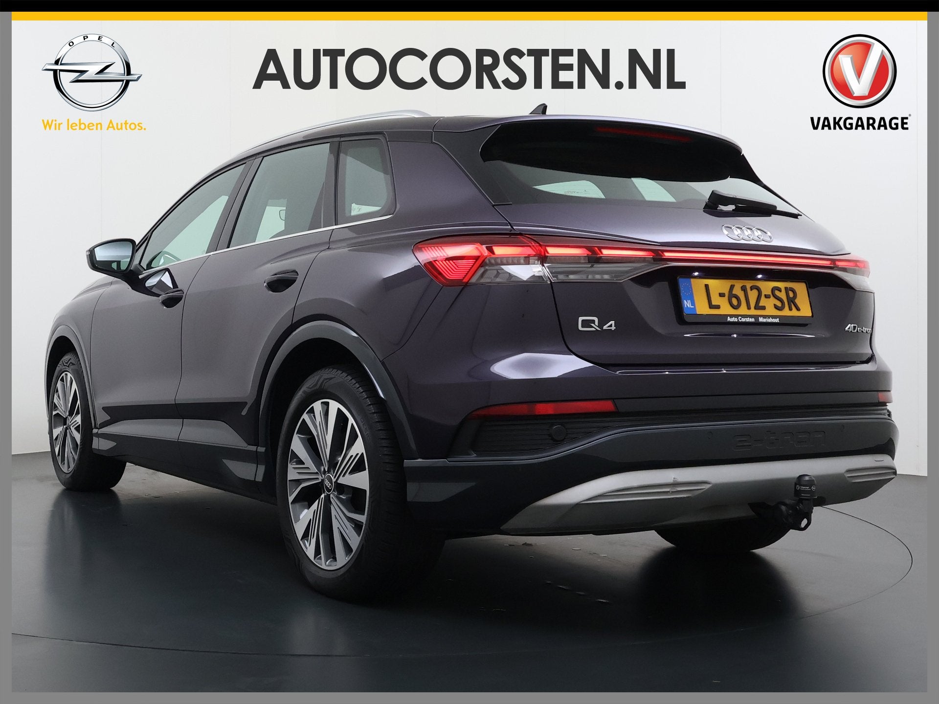 Audi Q4 e-tron 40 82kWh Trekhaak Matrix Led 19" Sportst.+Ver, Automaat, Gebruikt, Origineel Nederlands, 420 min