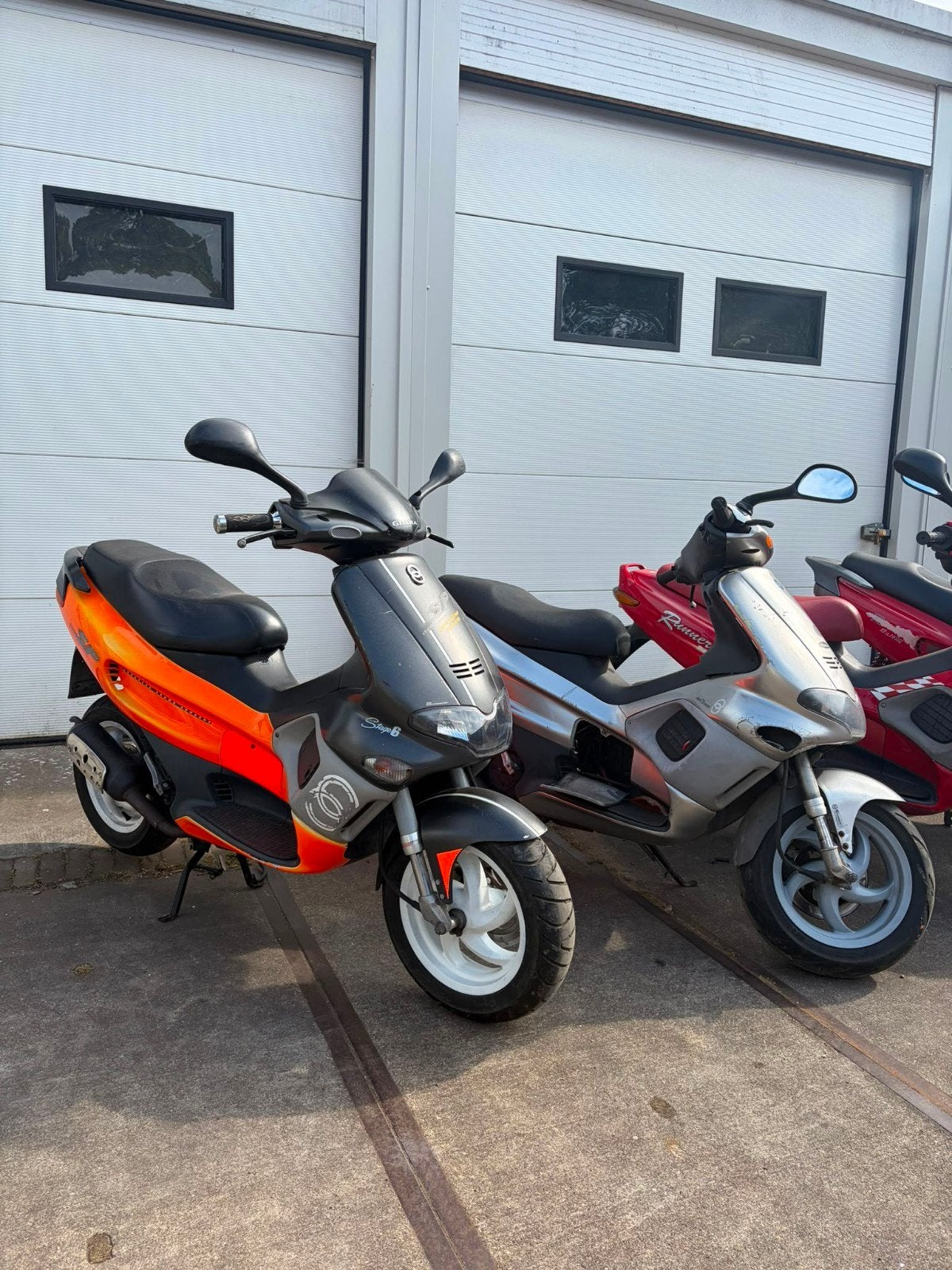 3x Gilera Runner Sp 50cc DD partij scooters piaggio kappen, Ophalen, Piaggio, VL Custom Scooters, Overige typen