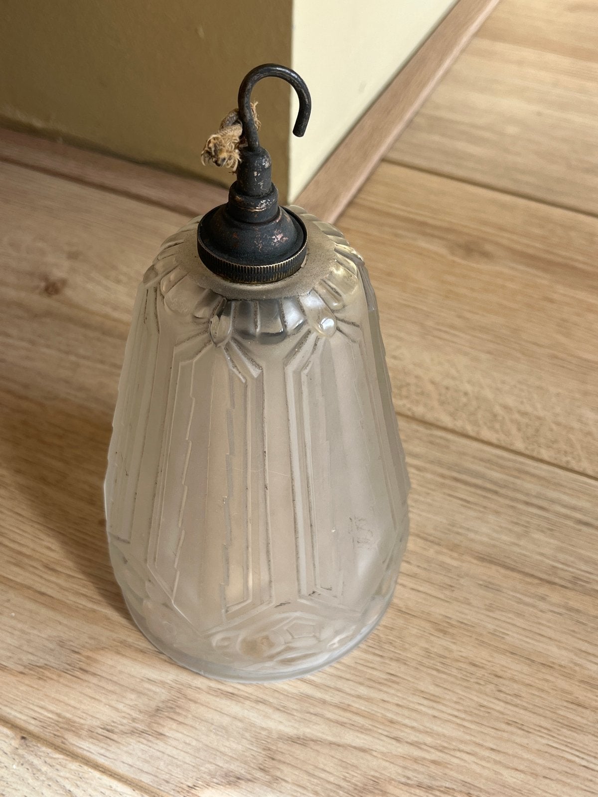 Vintage glazen hanglamp - opknapper, Huis en Inrichting, Gebruikt, Art deco, Glas, E27 (groot)