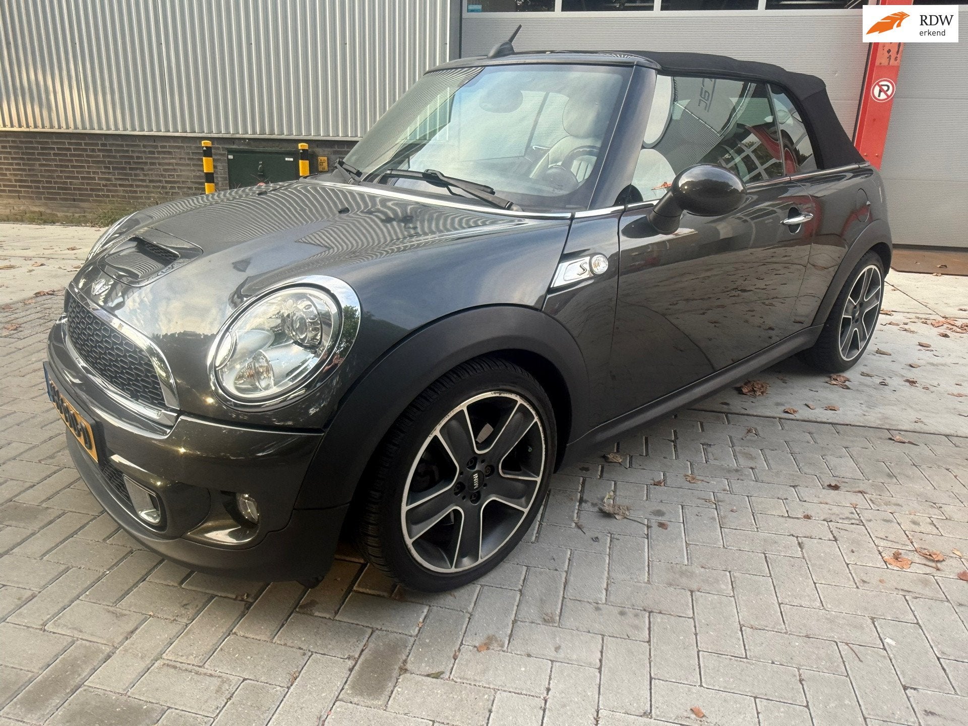 Mini Cabrio 1.6 Cooper S Pepper NAVI LEER, Voorwielaandrijving, Euro 5, Gebruikt, 4 cilinders