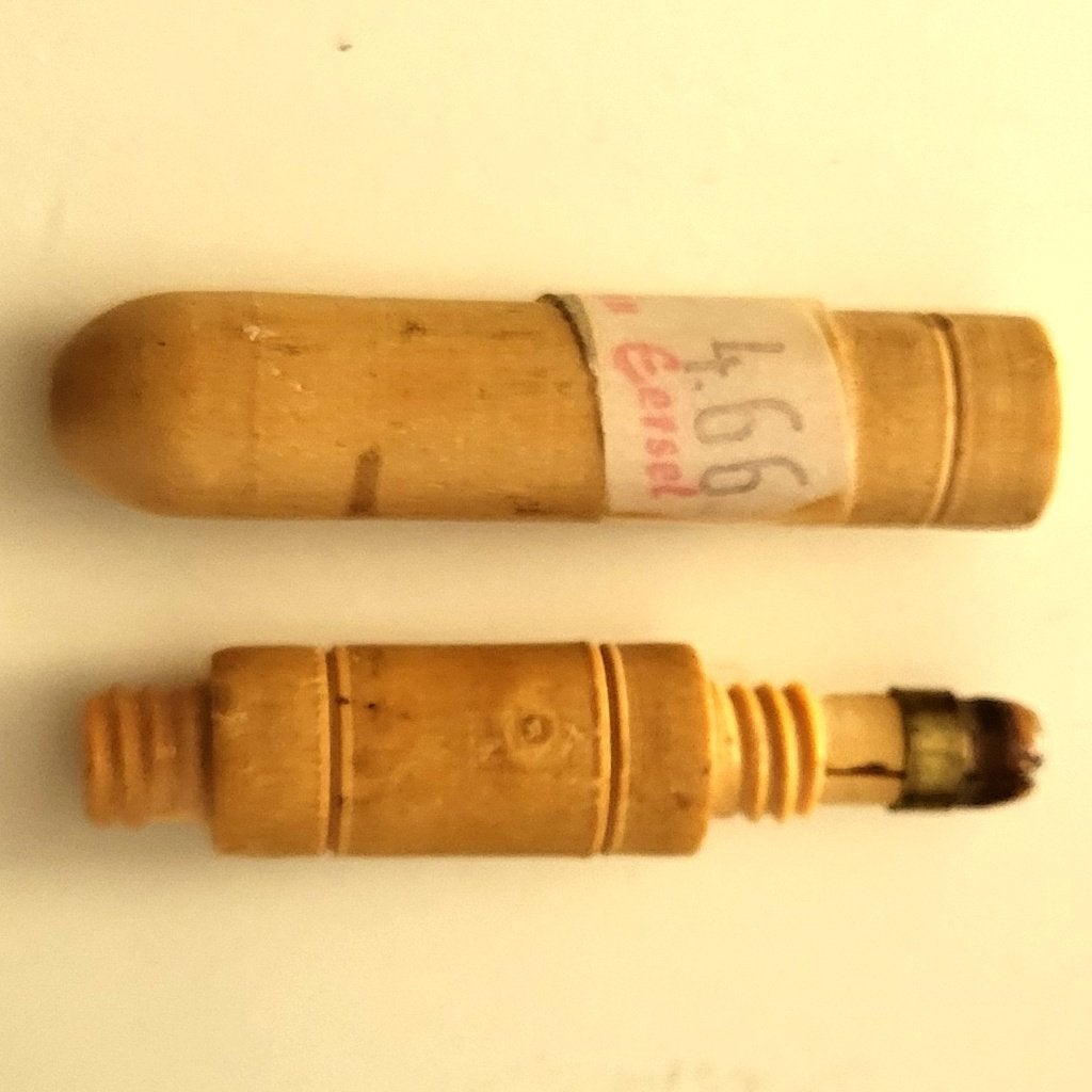 Oud houdertje voor helse steen. Antiek houten instrument., Ophalen of Verzenden