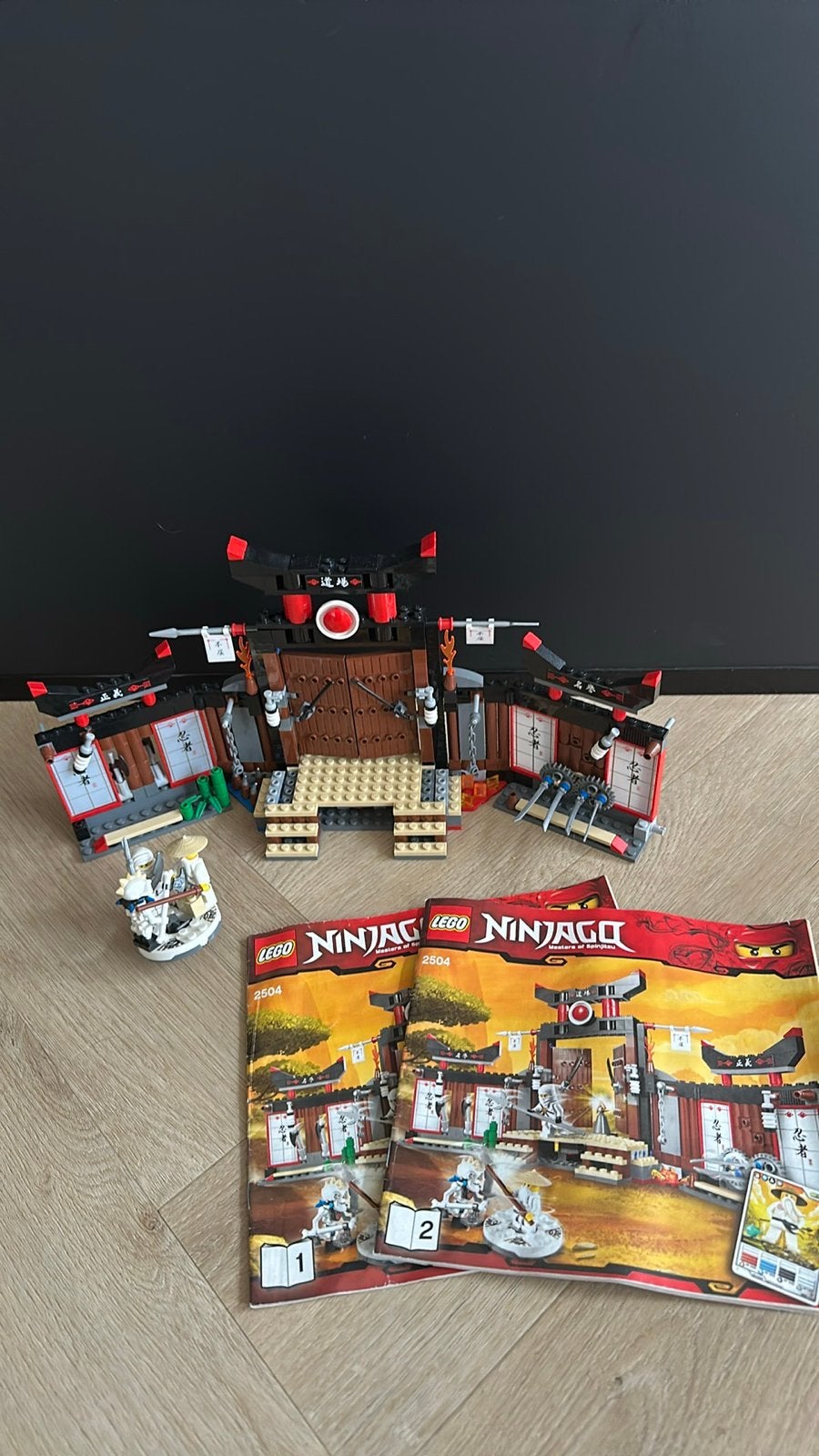 LEGO Ninjago Spinjitzu Dojo - 2504, Gebruikt, Lego, Ophalen of Verzenden, Compleet