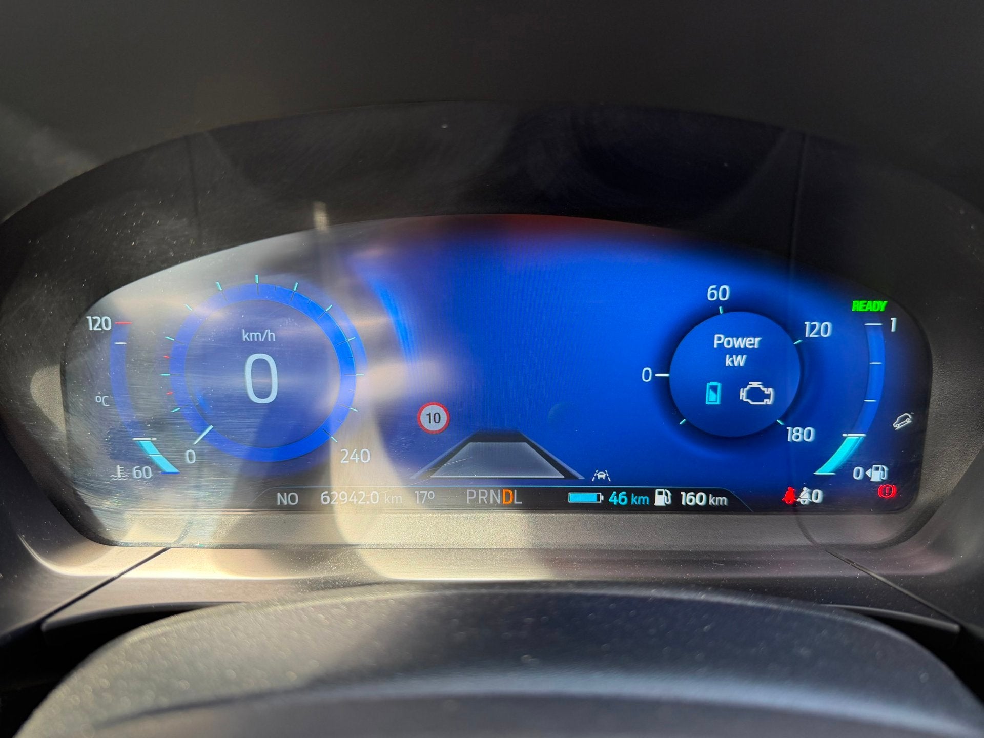 Foto 19 van Ford Kuga 2.5 PHEV ST-Line X PANO l TREKHAAK l ACC l 20''!