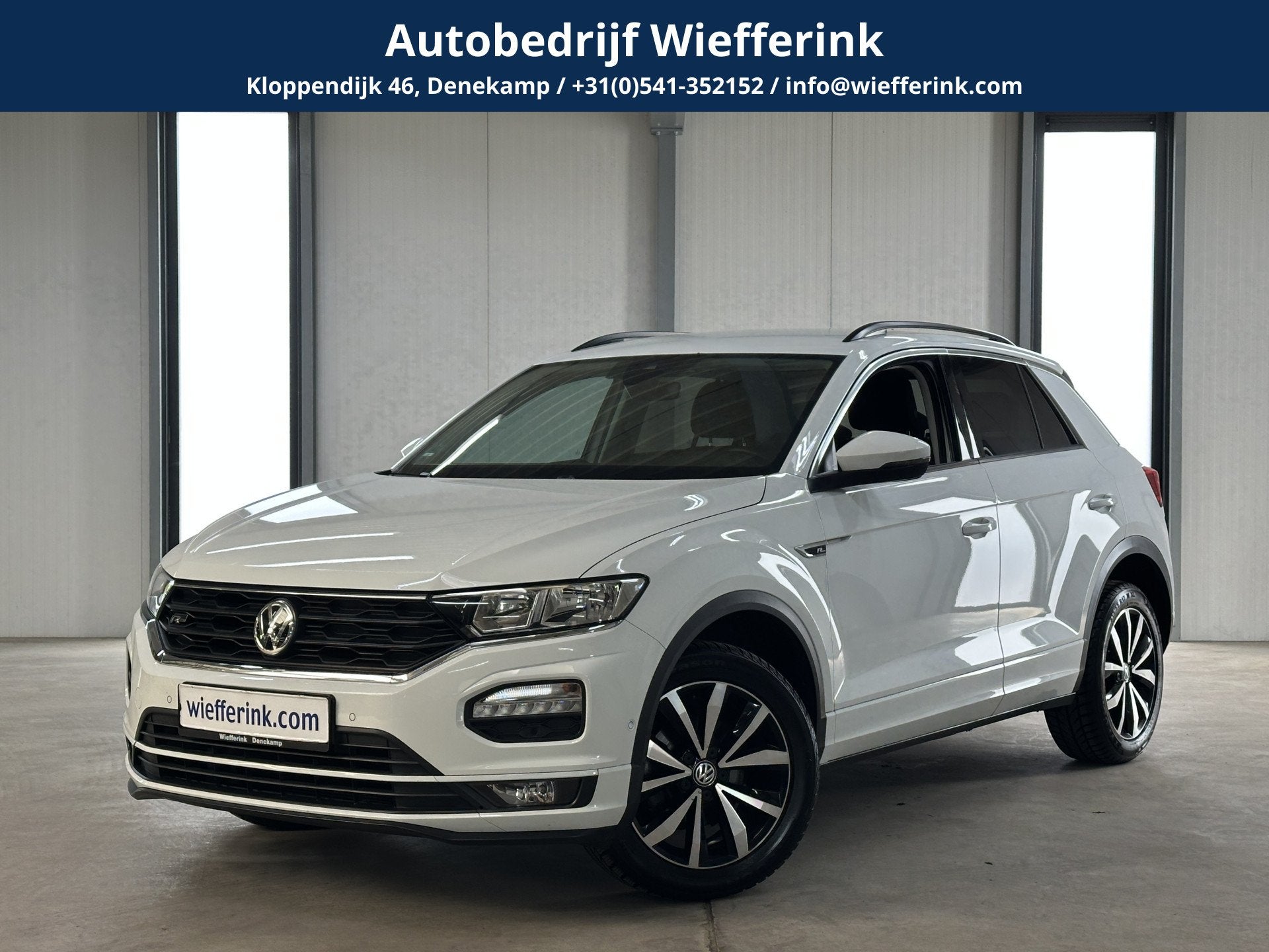Volkswagen T-Roc 1.0 TSI R-line | Acc | Led | Trekhaak |, Auto's, Volkswagen, Voorwielaandrijving, 12 maanden, Stof, Gebruikt