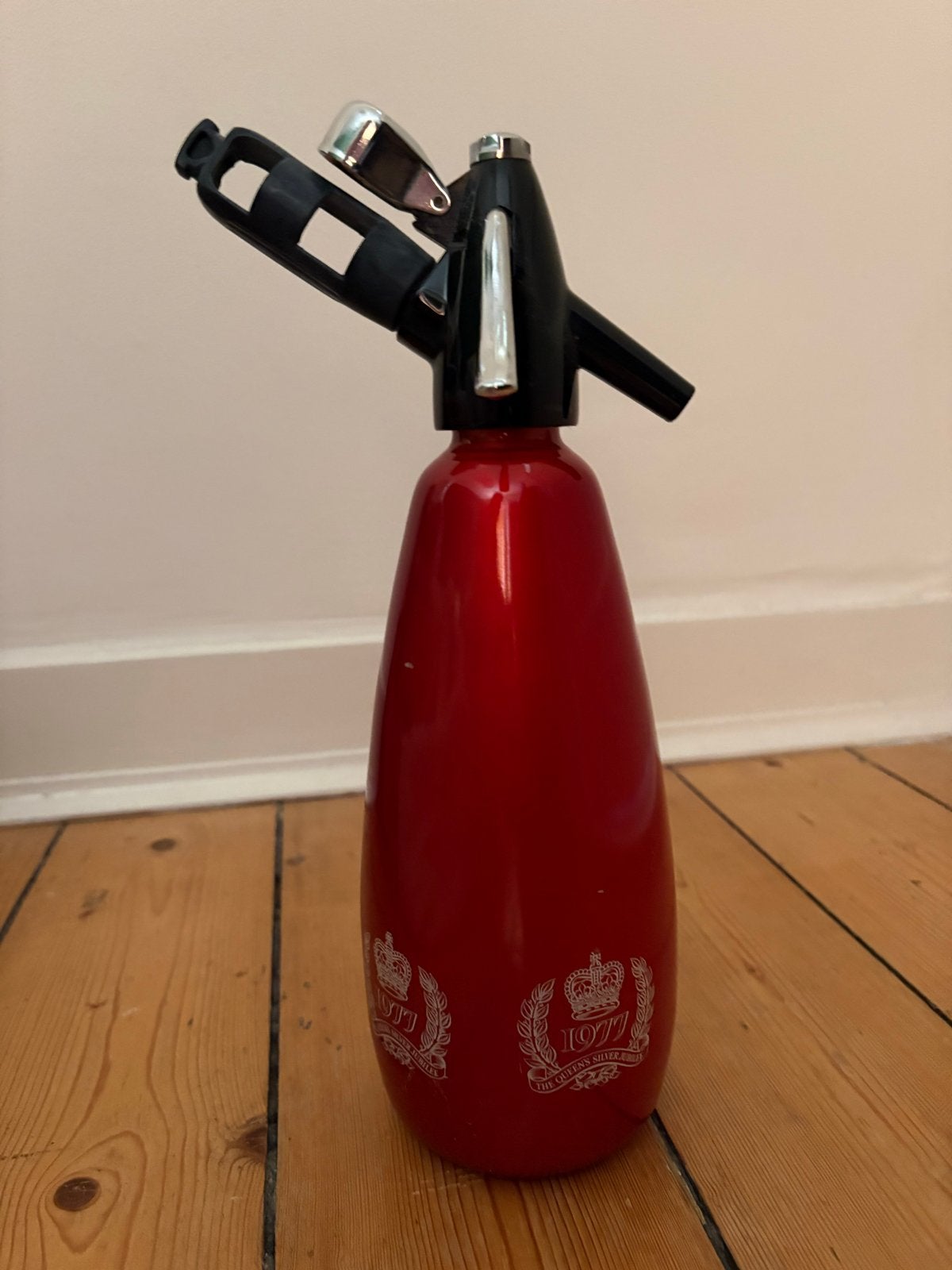 Vintage 1977 Queen's Silver Jubilee Soda Spuitfles, Ophalen of Verzenden