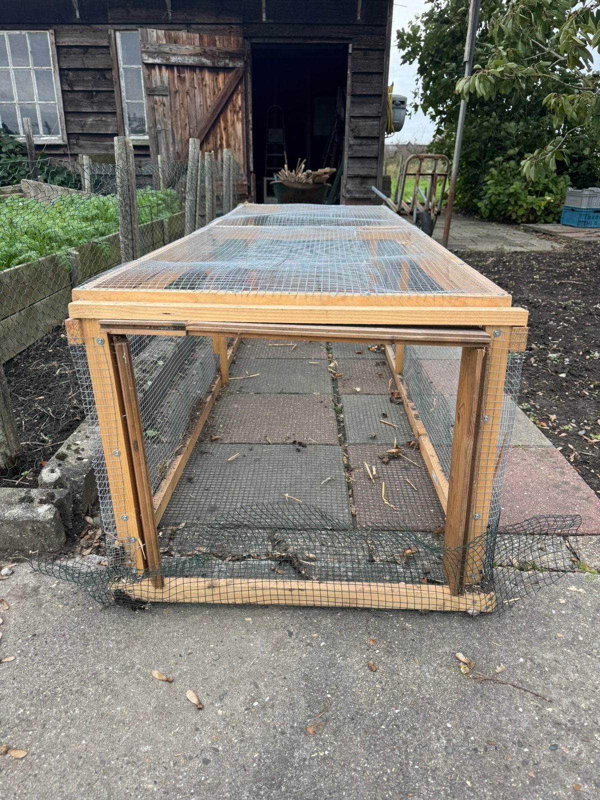 Grote houten kuikenren / opfokren – met gaas rondom, Ophalen, Gebruikt, Kippenhok of Kippenren