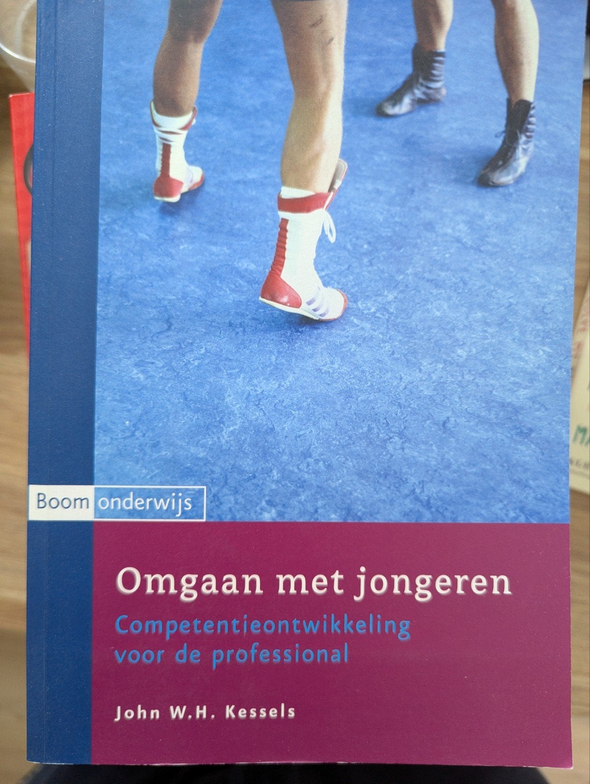 Omgaan met jongeren - Competentieontwikkeling, Boeken, Zo goed als nieuw, Gamma, John W.H. Kessels, HBO
