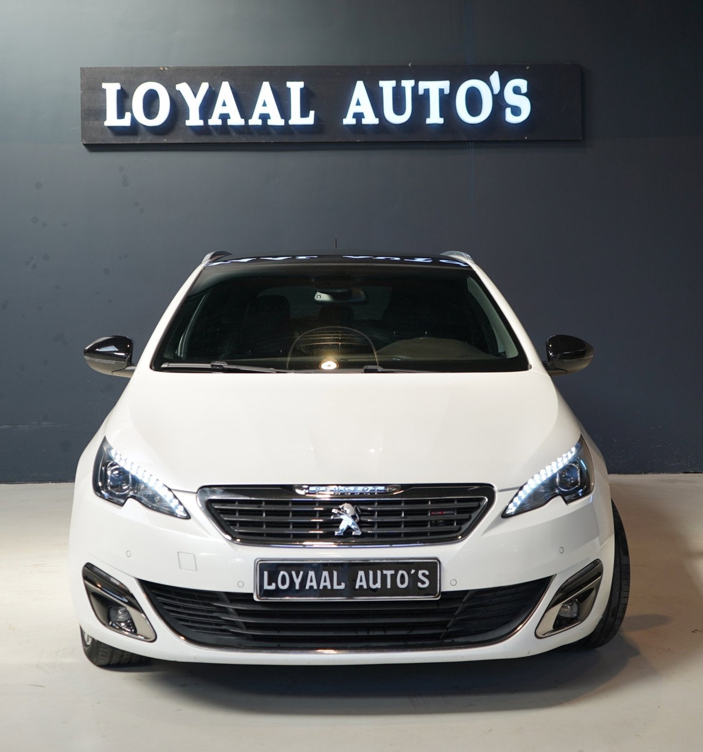 Peugeot 308 SW 1.2 PureTech GT-line | AUT | PANODAK | ACHTER, Gebruikt, Euro 6, 1199 cc, Wit