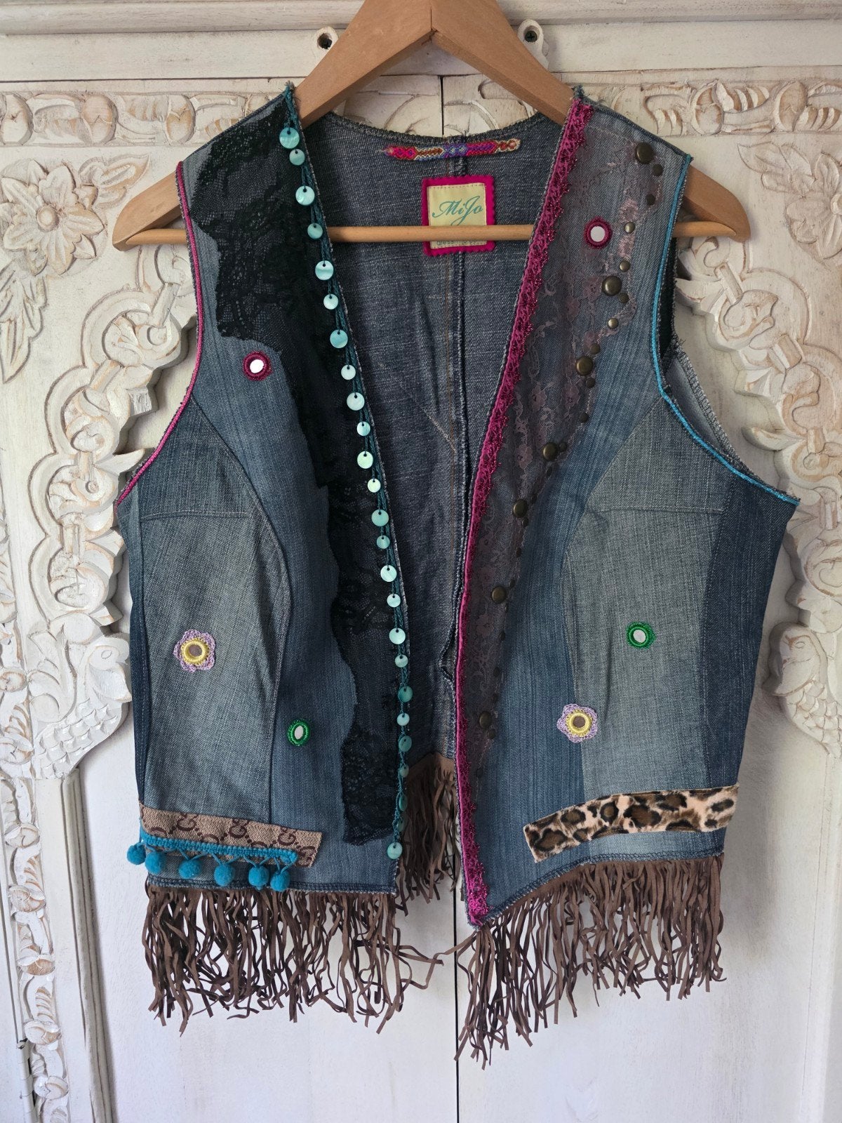 Unieke  denim gilet met franjes en borduursels, Maat 38/40 (M), Blauw, MiJo, Ophalen of Verzenden
