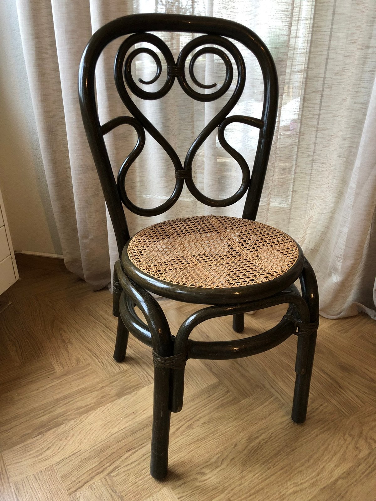Vintage stoel van manou en webbing in vroege Thonet stijl, Huis en Inrichting, Ophalen, Bruin, Riet of Rotan, Zo goed als nieuw