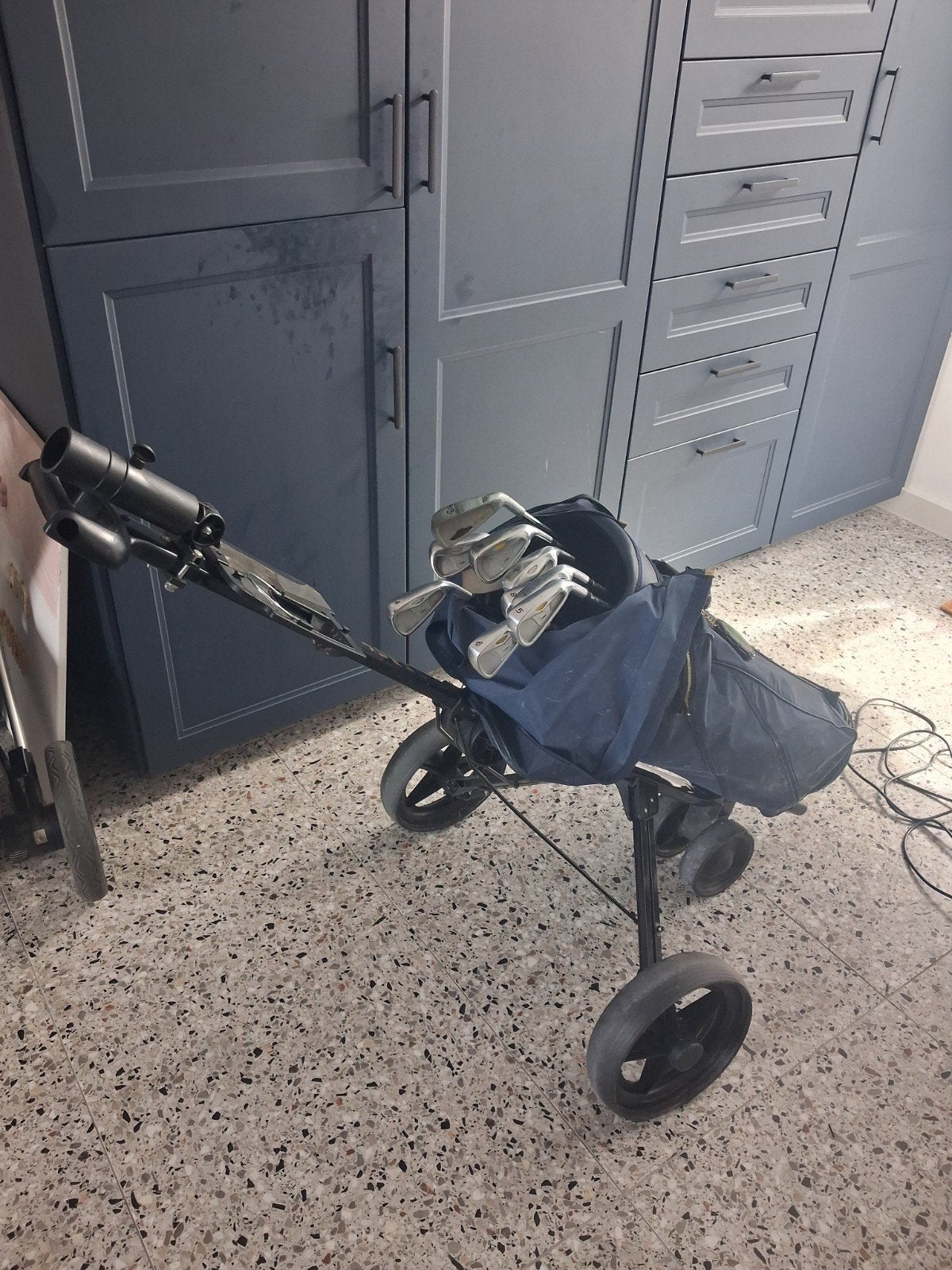 Gebruikte golfset met trolley + 2 drivers, Sport en Fitness, Golf, Gebruikt, Set, Ophalen