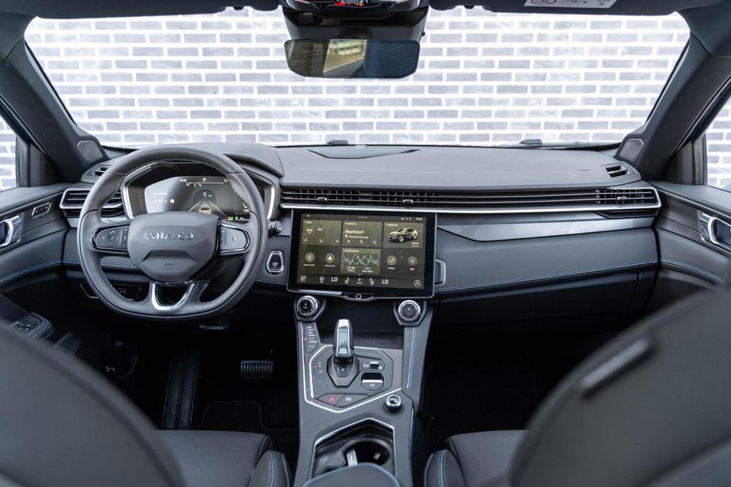 Lynk & Co 01 1.5 Plug-in Hybrid | Elegante SUV met 1.800 kg, Stof, Blauw, Plug-in hybride, Bedrijf