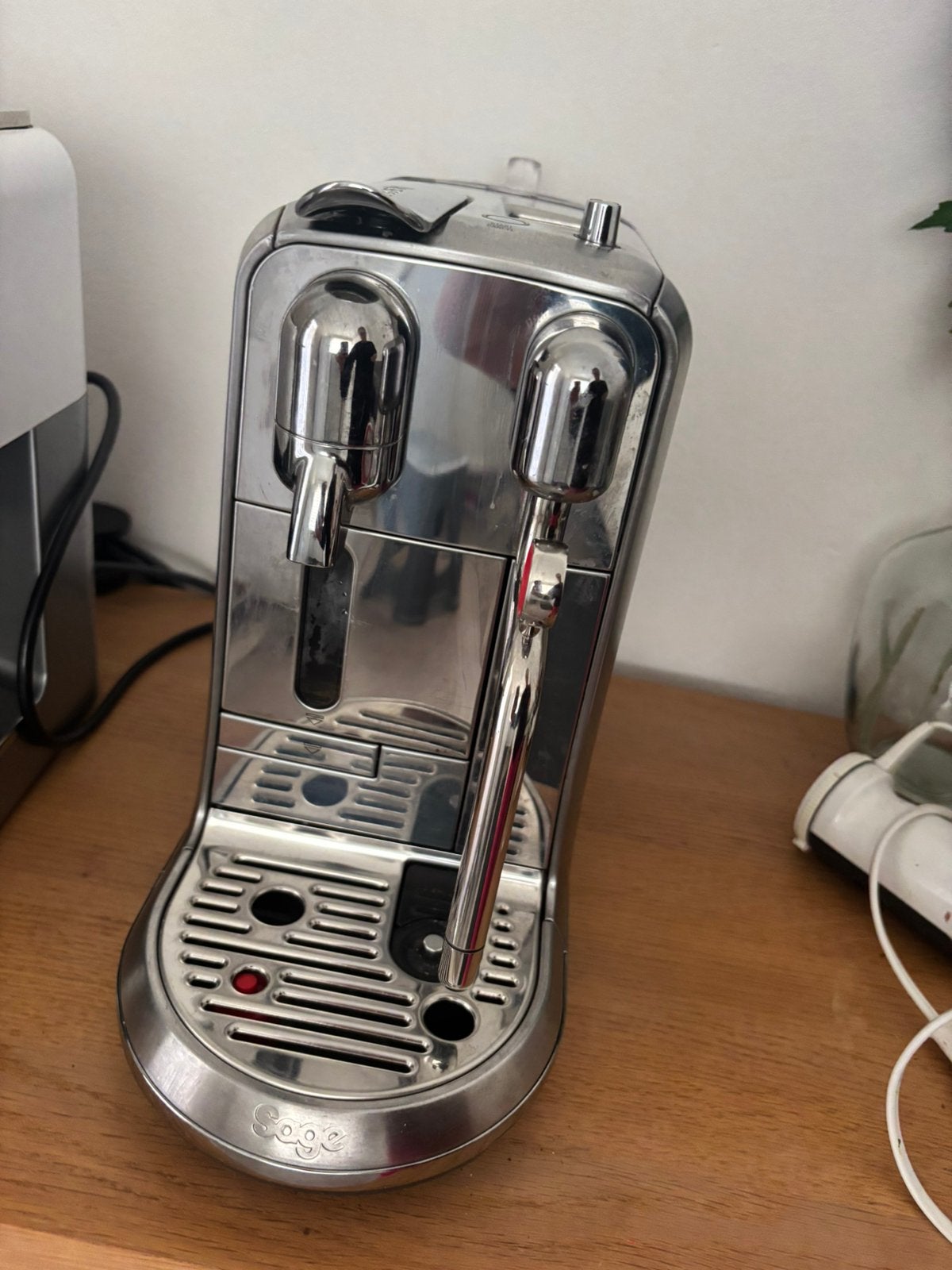 Nespresso Creatista Plus –plus gratis Nespresso cups, Witgoed en Apparatuur, Ophalen, Zo goed als nieuw, Koffiemachine