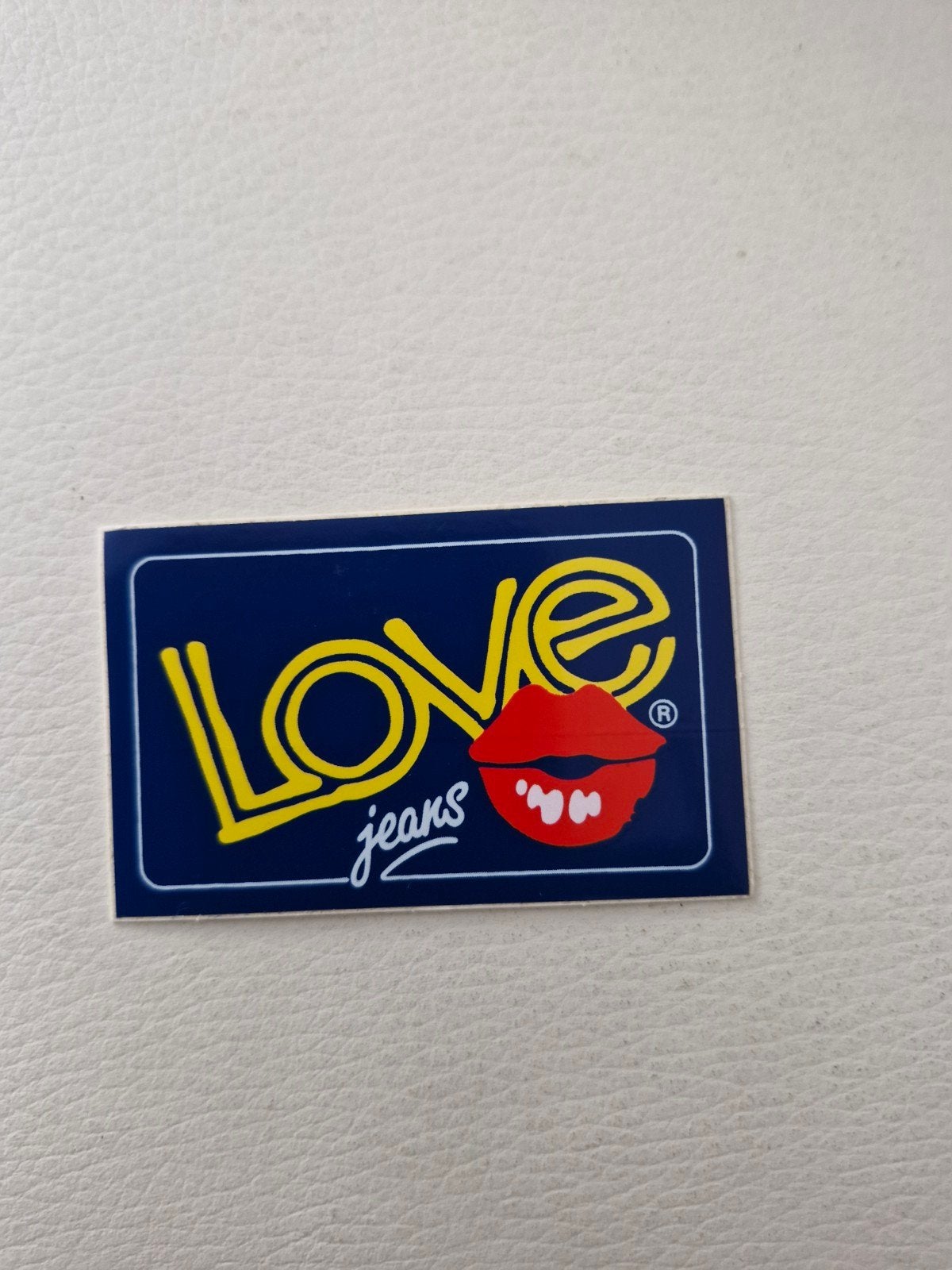 12115 Love Jeans Sticker - Vintage Stijl, Verzamelen, Ophalen of Verzenden, Zo goed als nieuw