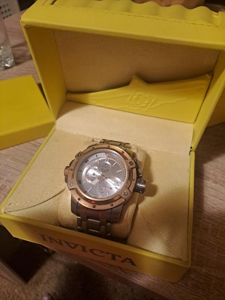 Invicta Polshorloge - Zo goed als nieuw, Ophalen of Verzenden, Zo goed als nieuw, Staal, Overige merken