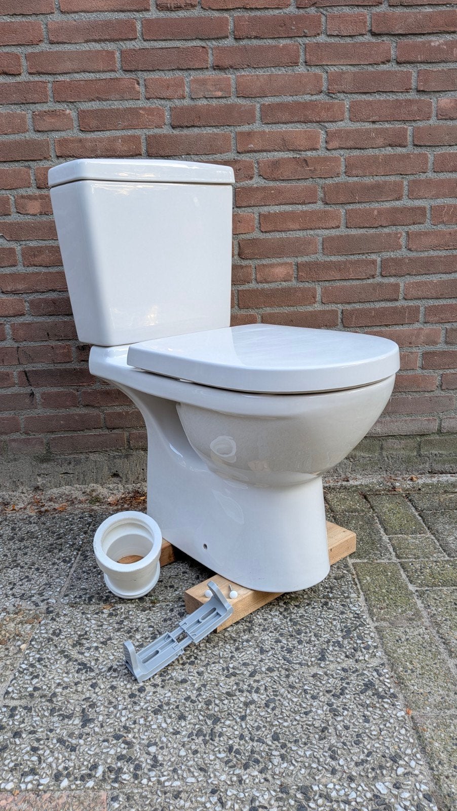 Villeroy & Boch O.novo staande wc – onderuitlaat, Doe-het-zelf en Verbouw, Sanitair, Ophalen, Gebruikt, Steen, Toilet