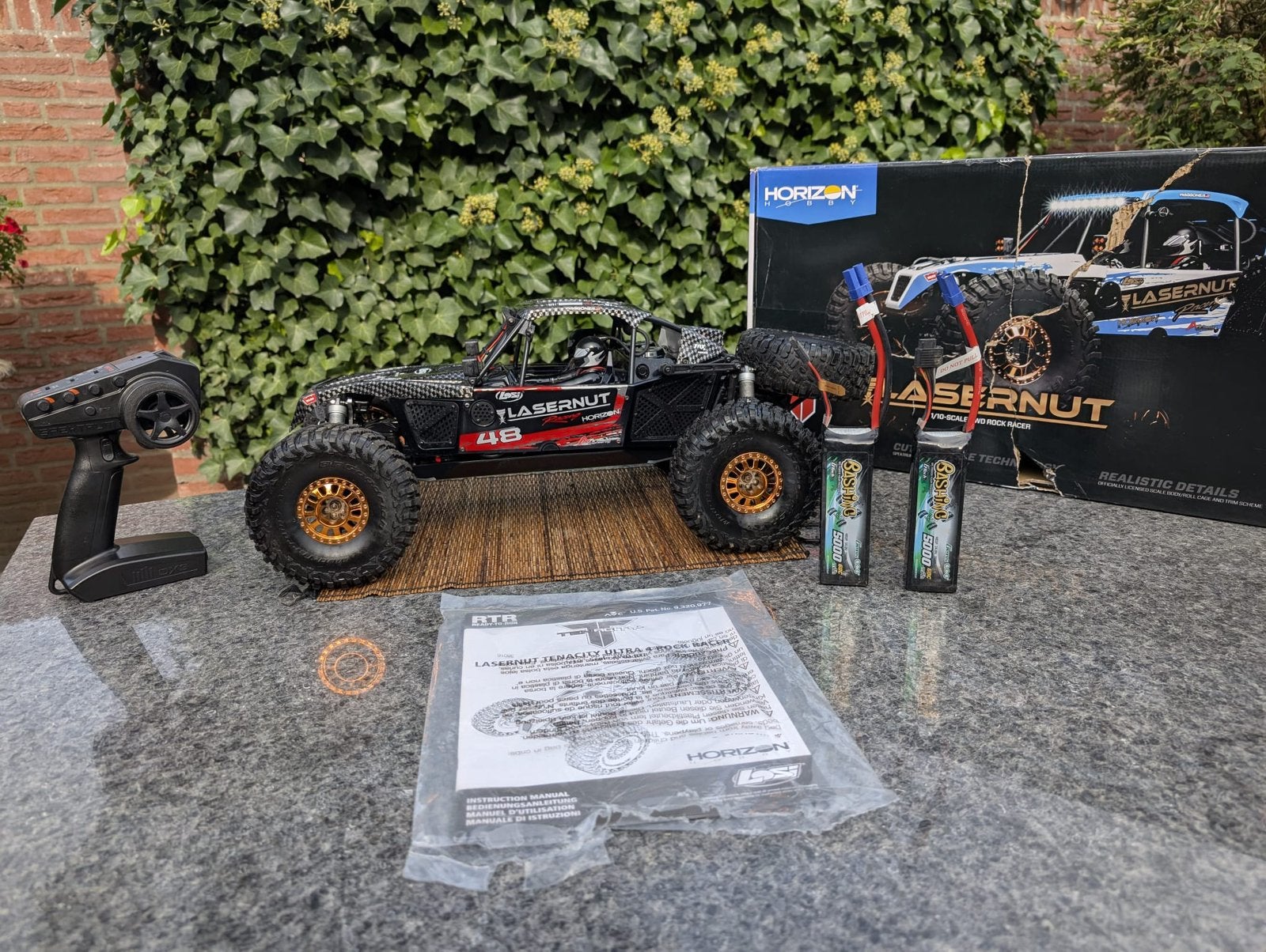 Losi Lasernut 4S zeer nette staat incl. 2x 4S lipo zgan, Elektro, Auto offroad, Ophalen of Verzenden, Zo goed als nieuw