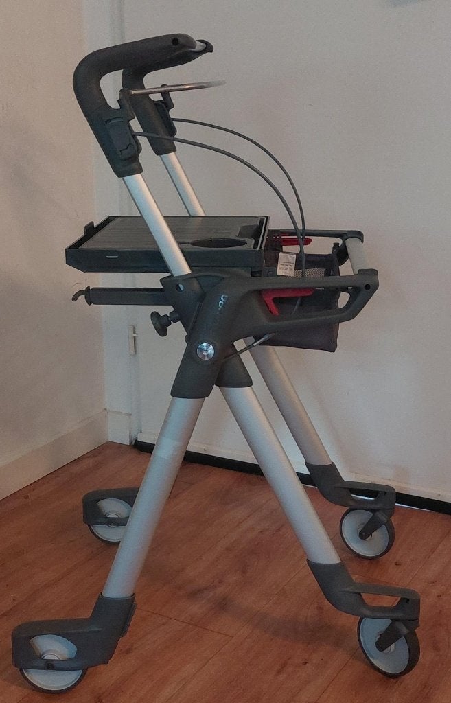 Rollator voor binnen Merk: Topro ( 7 kg ! ), Ophalen, Lichtgewicht, Zo goed als nieuw