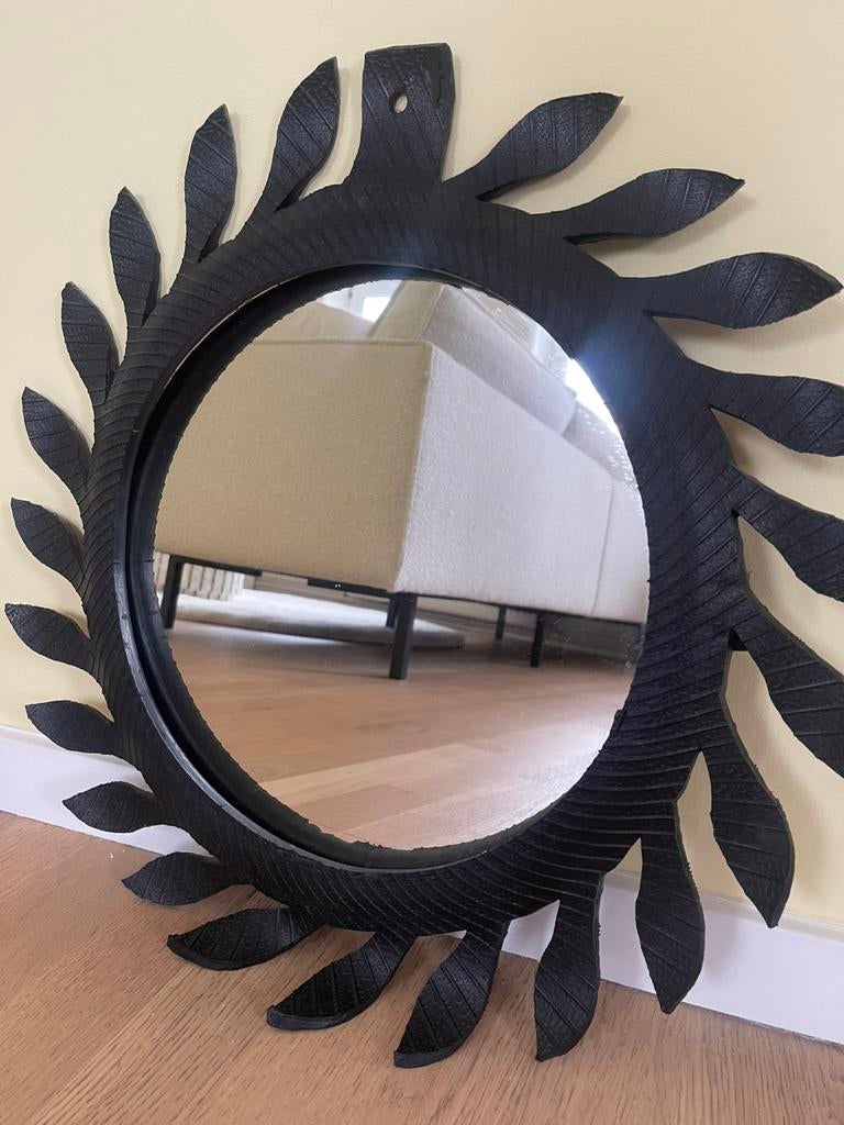 Aparte spiegel rubber 35cm !, Huis en Inrichting, Minder dan 50 cm, Rond, Ophalen of Verzenden, Zo goed als nieuw