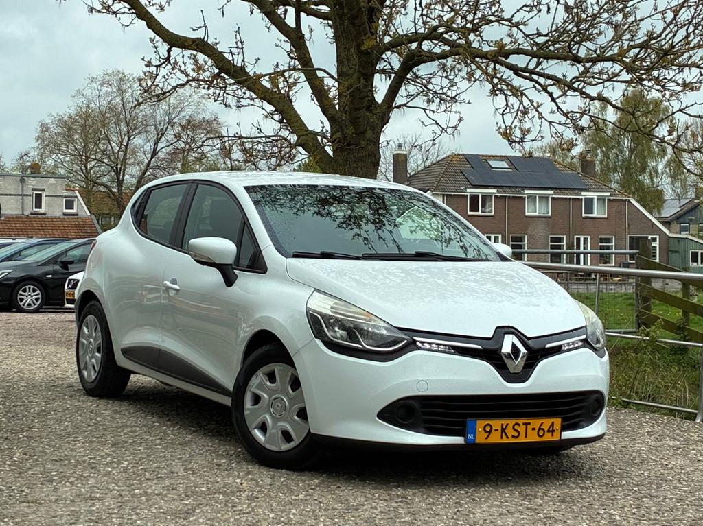 Renault Clio 0.9 TCe | Airco + Cruise nu €3.450,-!, Voorwielaandrijving, Stof, Zwart, 540 kg