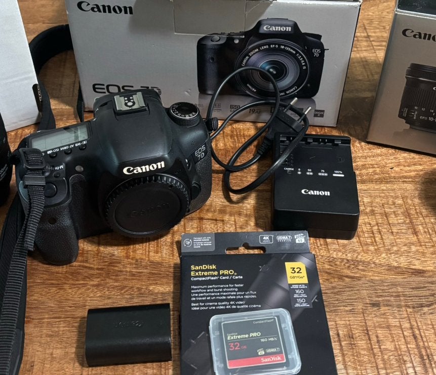 Canon EOS 7D met flashcard, Gebruikt, Spiegelreflex, Canon, 18 megapixels