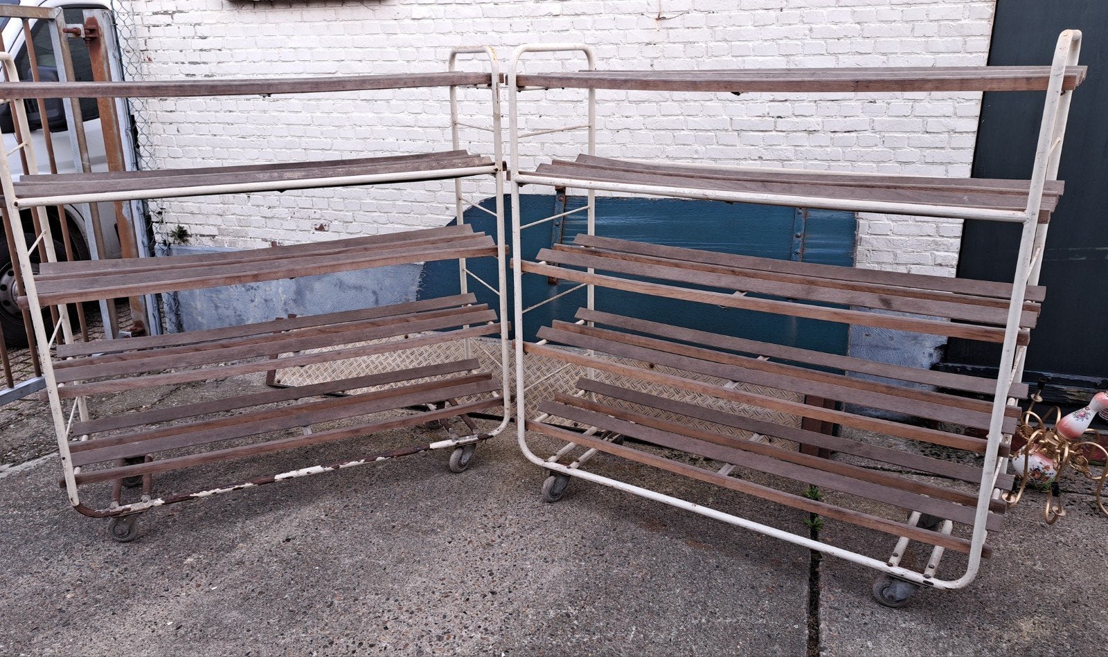 kar karren oude broodkarren decoratie, Ophalen