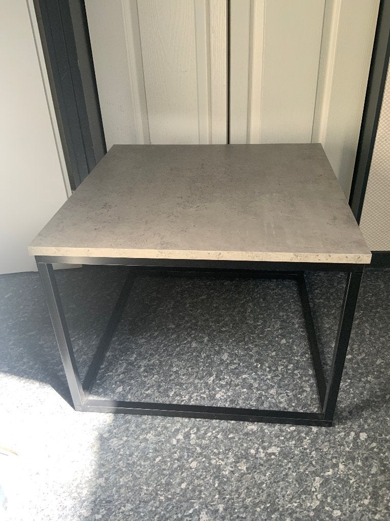 Salontafel / bijzettafel, Ophalen, Gebruikt, 50 tot 100 cm, Rond