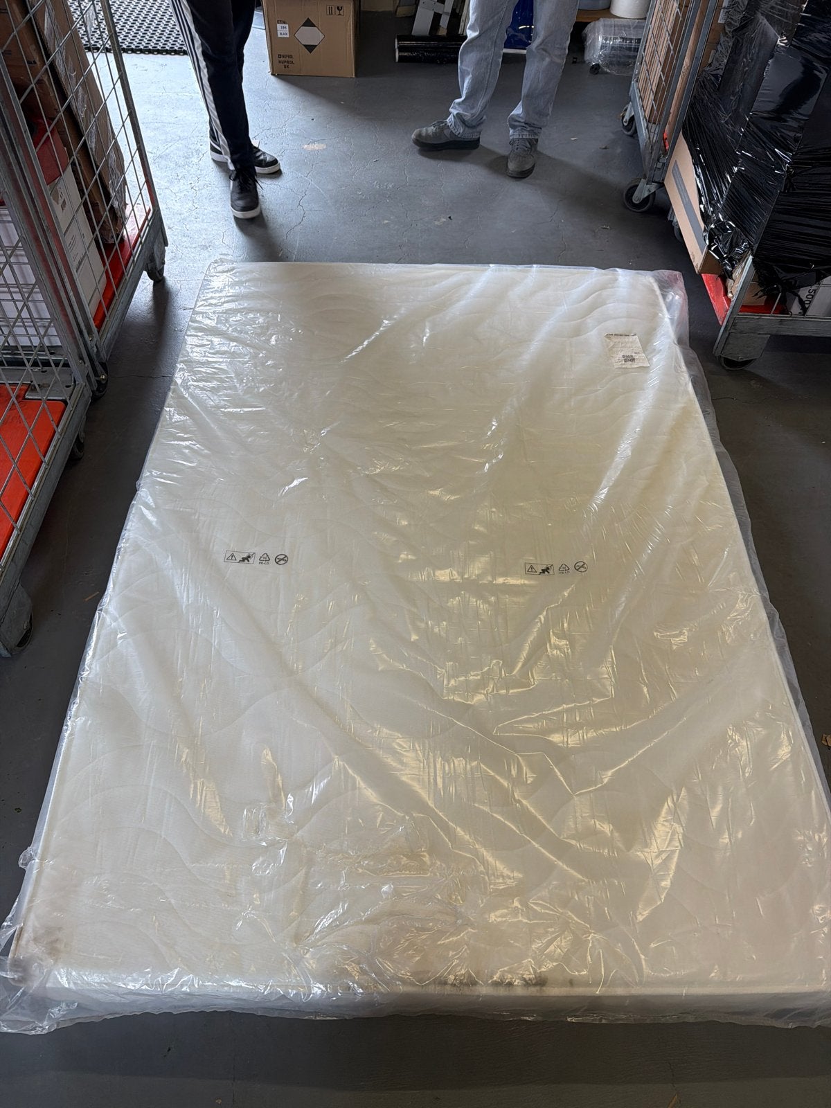Matras 200x140x17cm, Nieuw, Ophalen of Verzenden, Nvt, Nvt