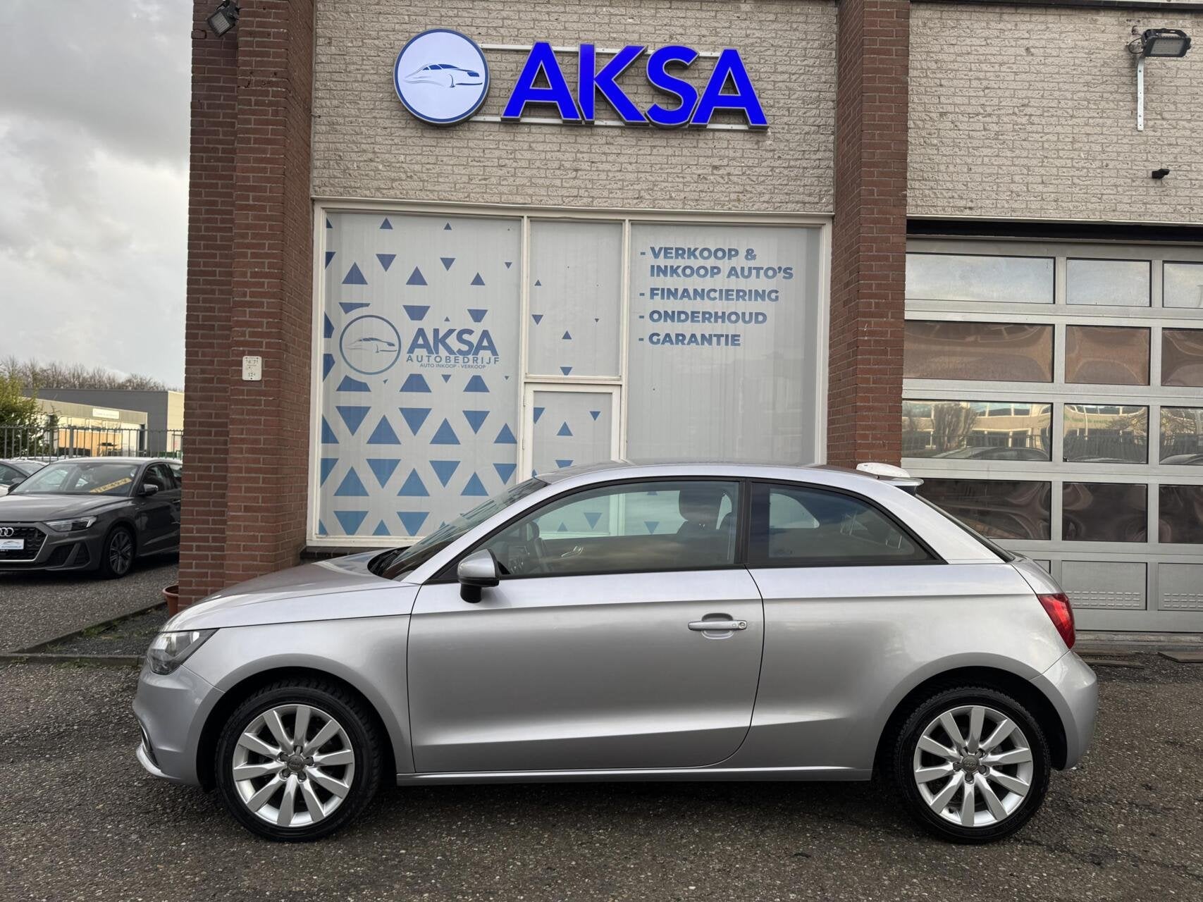 Audi A1 1.2 TFSI Ambition Pro Line Navigatiesysteem Stoelver, Auto's, Audi, Voorwielaandrijving, Euro 5, 86 pk, 4 cilinders