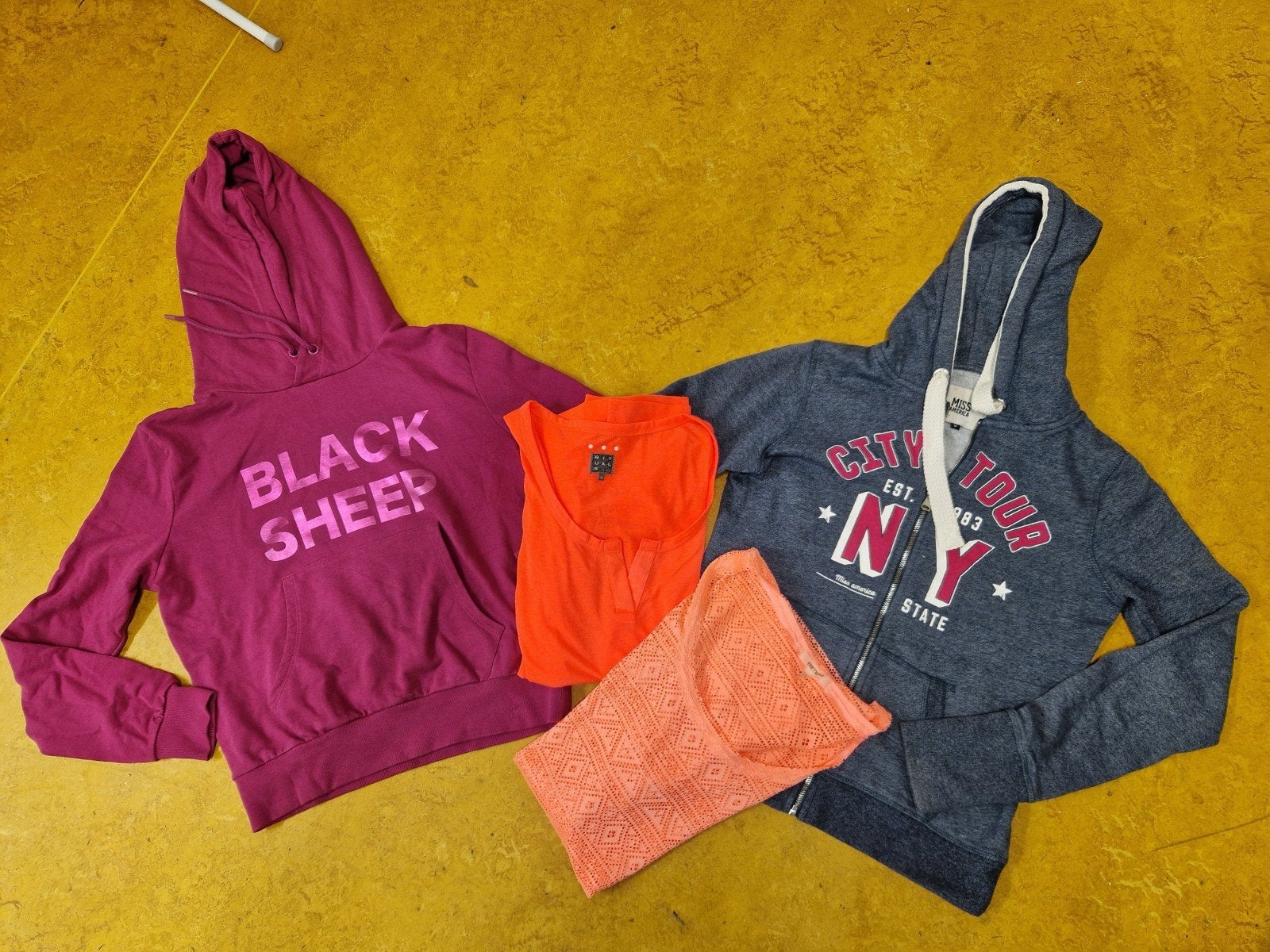 Mooi truien-  Pakket dames maat M - 40, Kleding | Dames, Dames-kledingpakketten, Ophalen of Verzenden, Zo goed als nieuw, Maat 38/40 (M)