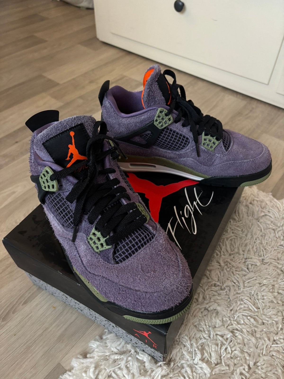 Air jordan 4 retro, Ophalen of Verzenden, Zo goed als nieuw