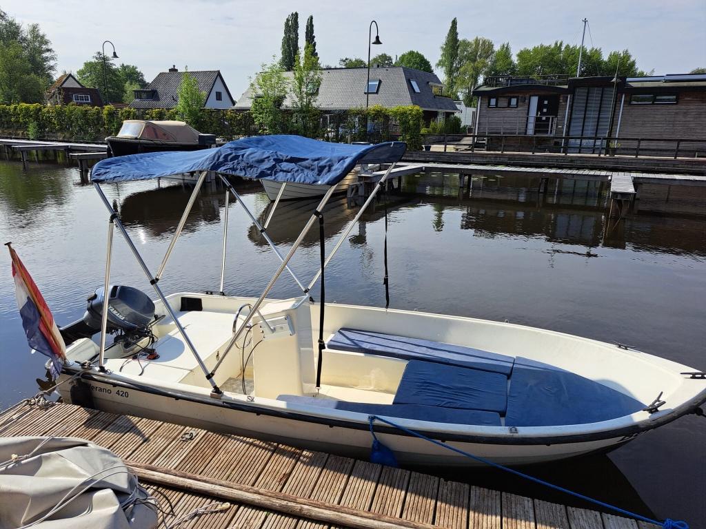 Verano 420 console boot met alles erop en eran (inc Trailer), Watersport en Boten, Vis- en Consoleboten, Gebruikt, Benzine, Buitenboordmotor