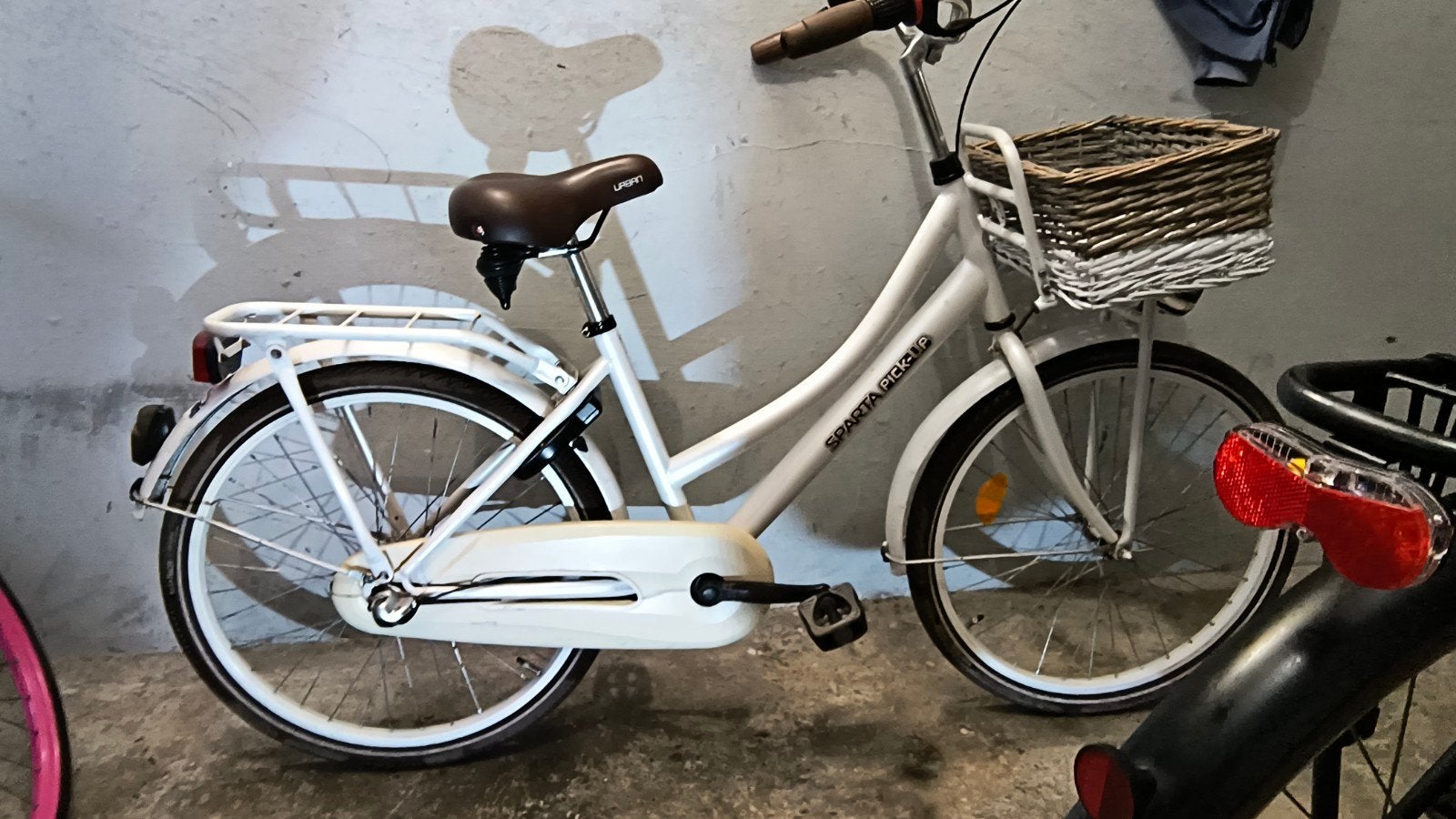 Omafiets meisjesfiets meidenfiets 24inch Sparta pickup, Ophalen, Terugtraprem, 24 inch, Sparta pickup