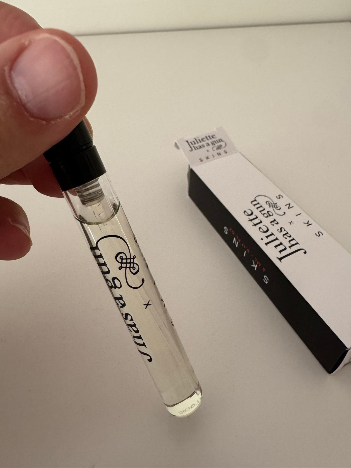 Juliette Has A Gun x Skins- 5ml sample, Sieraden, Tassen en Uiterlijk, Ophalen of Verzenden, Nieuw