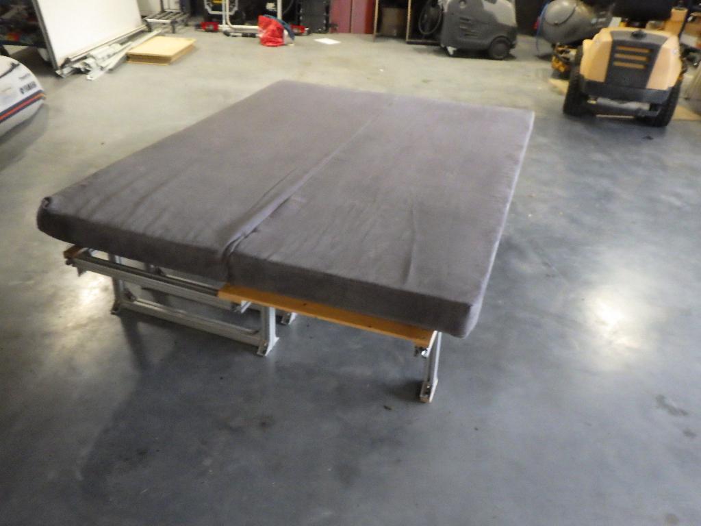 camperbed 2 meter bij 150 inschuifbaar 75 cm, Ophalen of Verzenden, Zo goed als nieuw