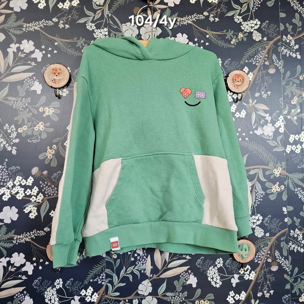 Lego hoodie groen maat 104/4y met lichte lijmvlek op mouw, Ophalen of Verzenden, Gebruikt, Lego, Jongen of Meisje
