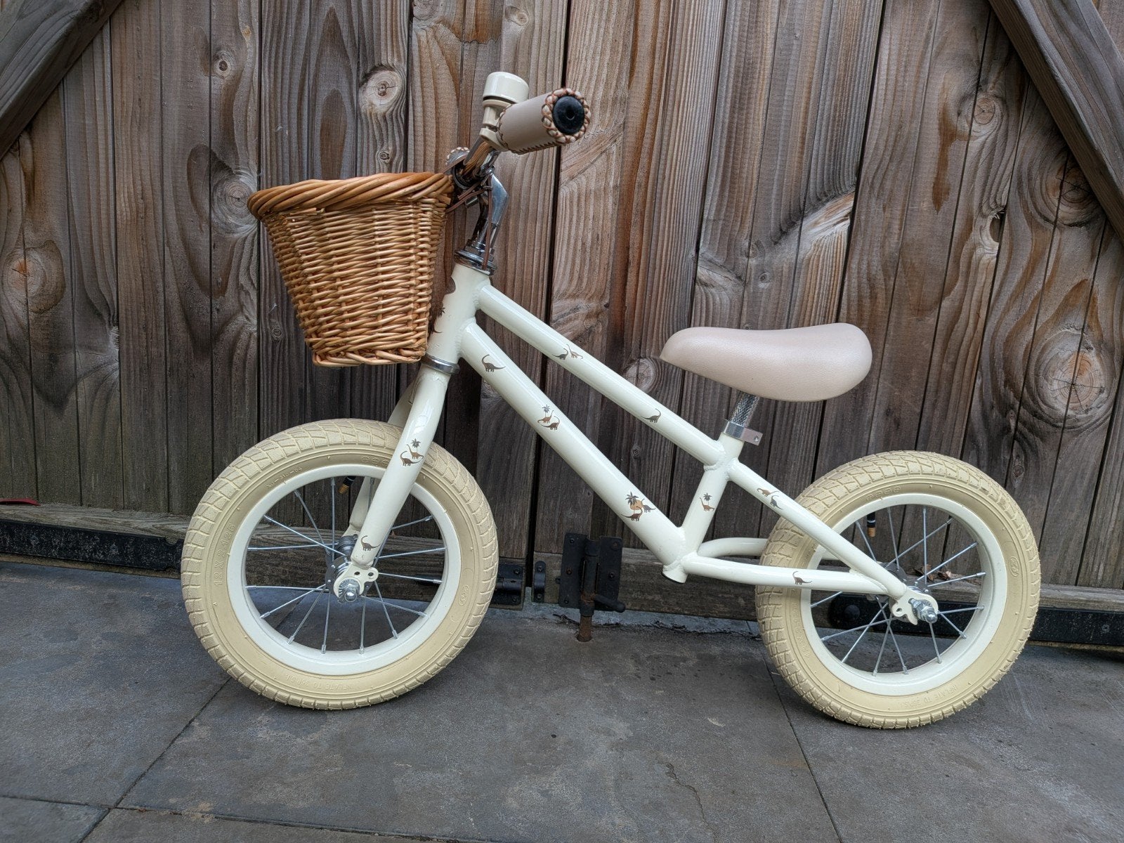 Konges Sløjd loopfiets 12 inch met mandje - Dino, Ophalen, Zo goed als nieuw, Minder dan 16 inch, Konges Sløjd