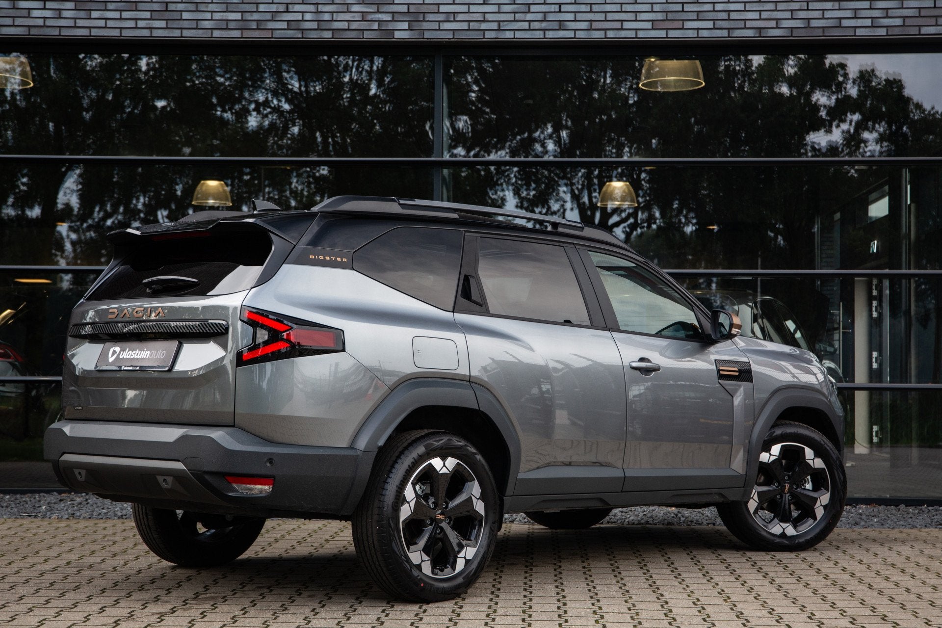 Dacia Bigster 1.8 Hybrid 155 Extreme , Pack Winter, Pano, Ad, 1793 cc, Gebruikt, 4 cilinders, Bedrijf
