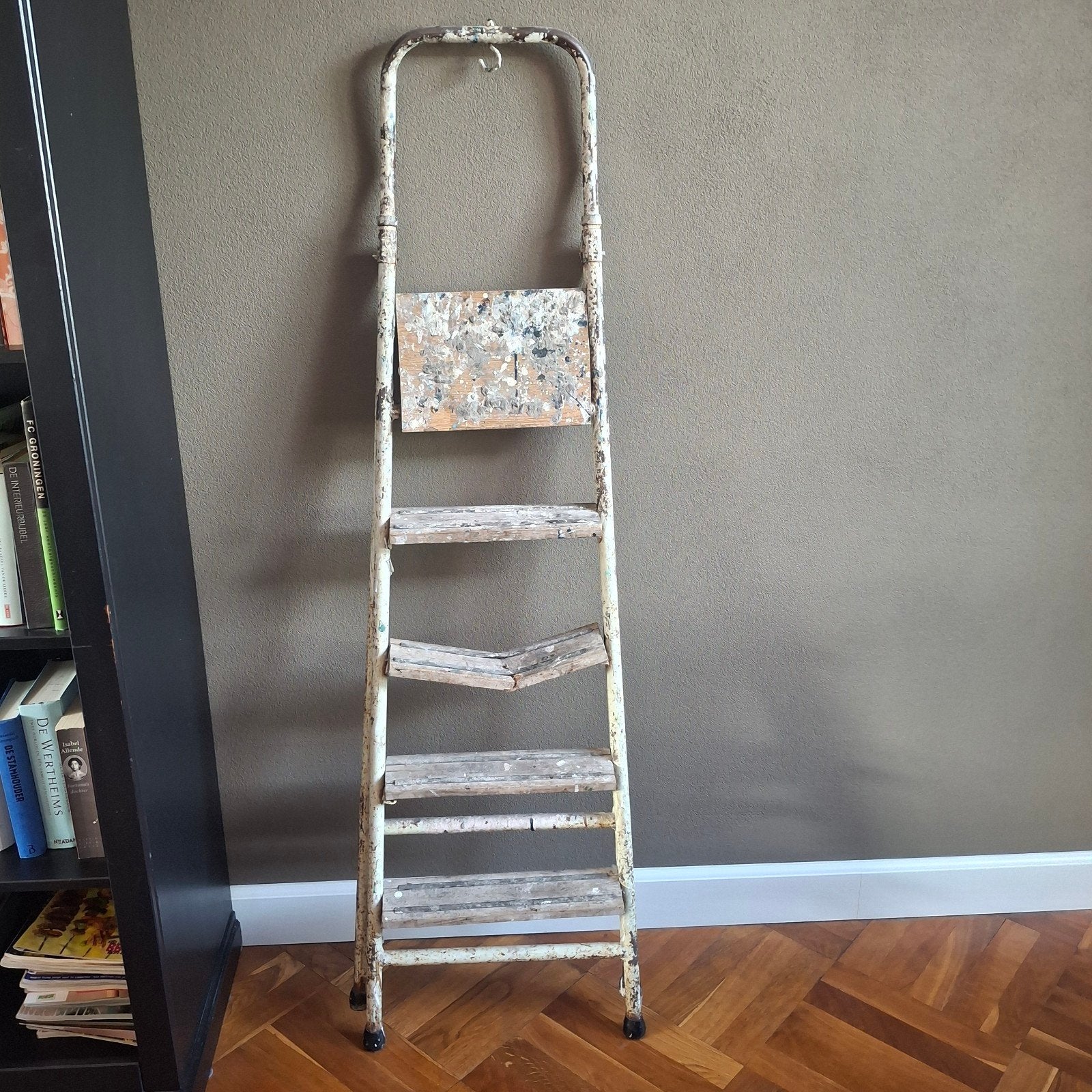 Oude decoratieve schilderstrap, Ophalen, Gebruikt, Rechthoekig, Hout