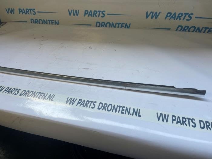Portierlijst van een Volkswagen Phaeton, Gebruikt, -, -, -