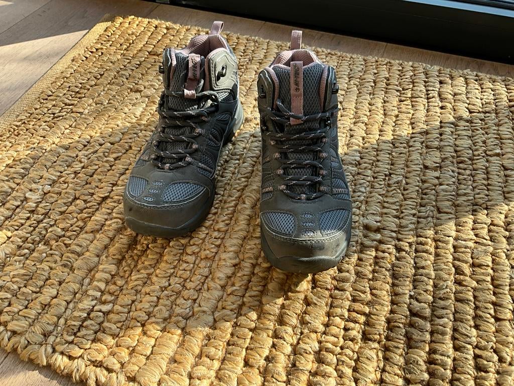 Hi-tec Bryce Wip Woman's waterdichte wandelschoenen, Ophalen, Gebruikt, Schoenen