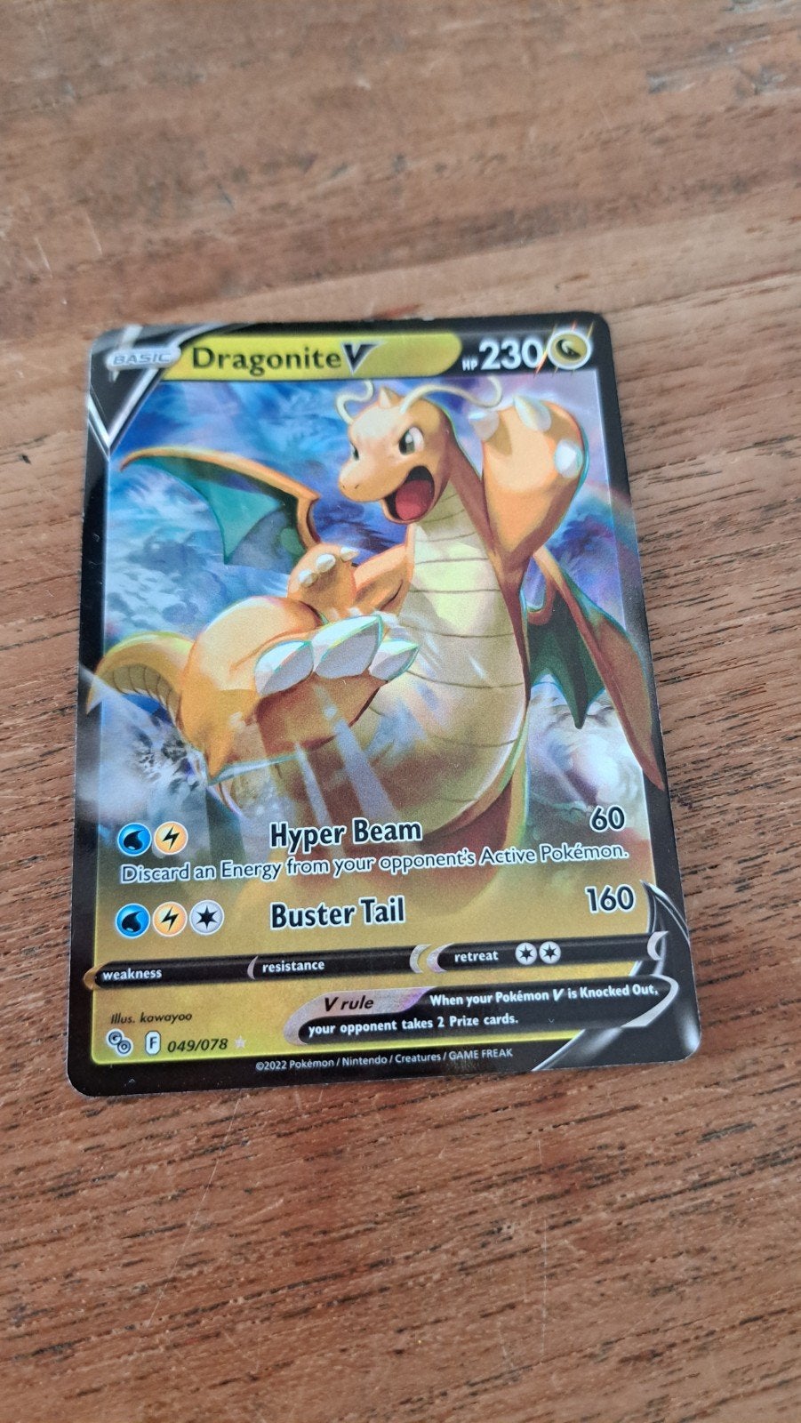 Dragonite V Pokémon Kaart - Zeldzaam en in goede staat, Ophalen of Verzenden, Zo goed als nieuw, Losse kaart