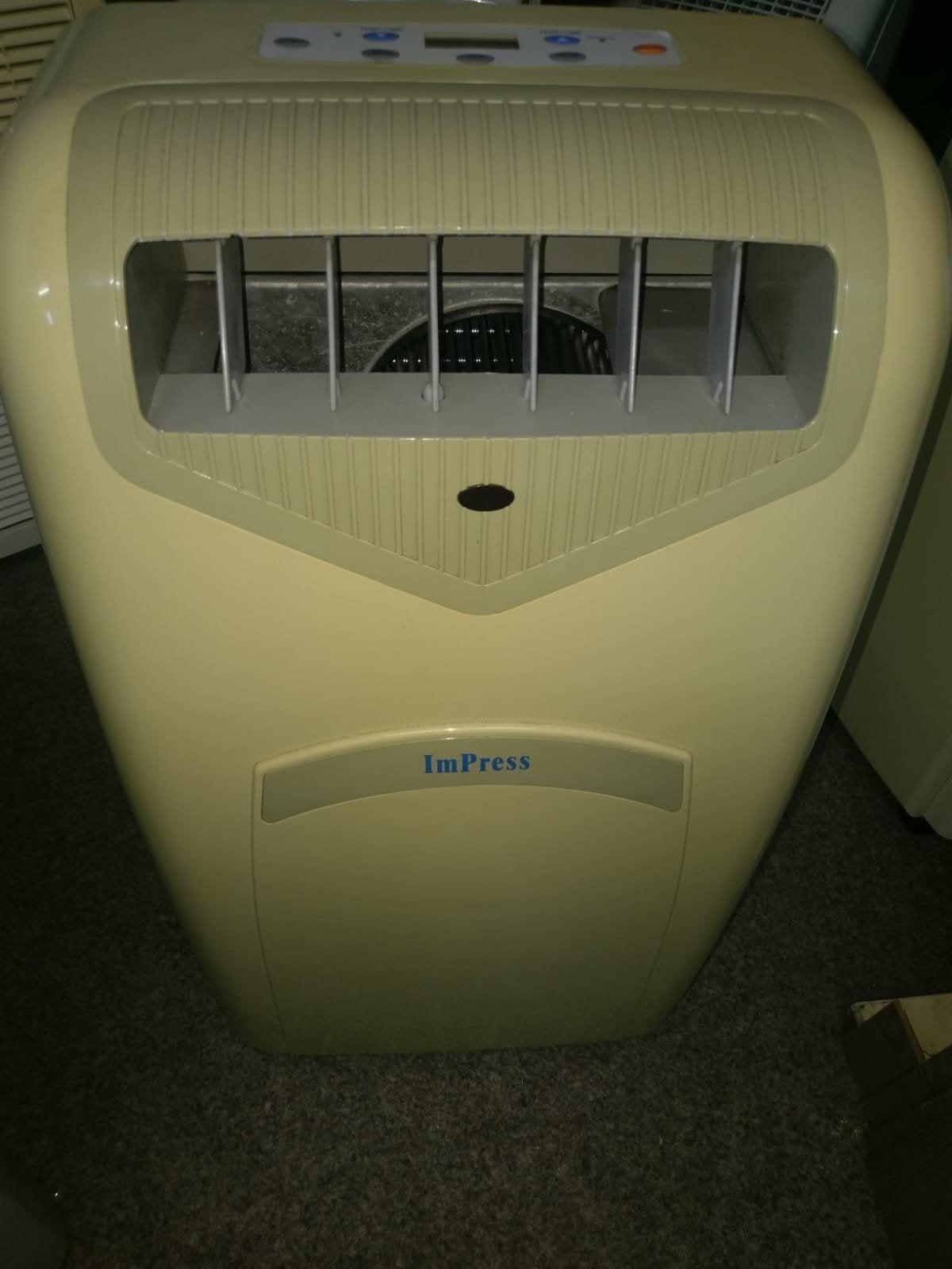 Reparatie mobiele Airco, Witgoed en Apparatuur, Ophalen, Mobiele airco, Minder dan 60 m³, 3 snelheden of meer