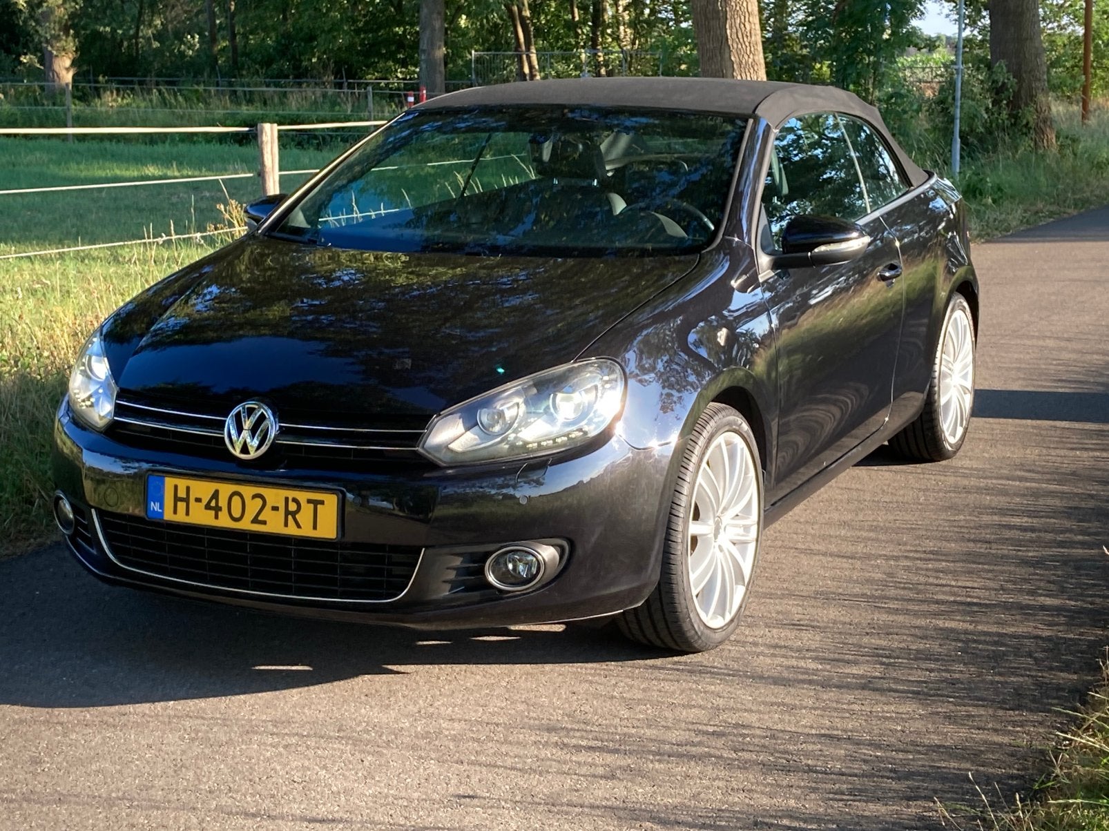 Volkswagen Golf 1.4 TSI 160PK 7-DSG 2011 Zwart, Auto's, 680 kg, 4 cilinders, Cabriolet, Zwart
