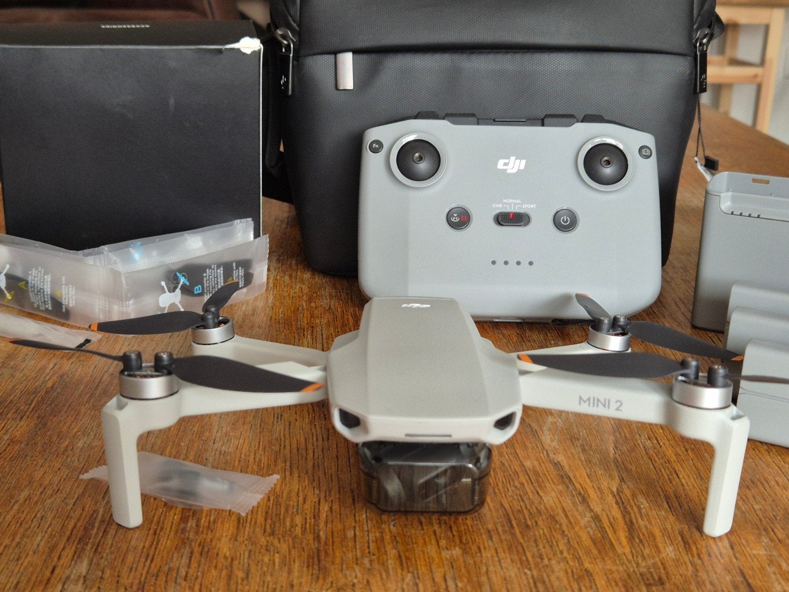 DJI Mini 2 Fly More Combo, Ophalen, Zo goed als nieuw