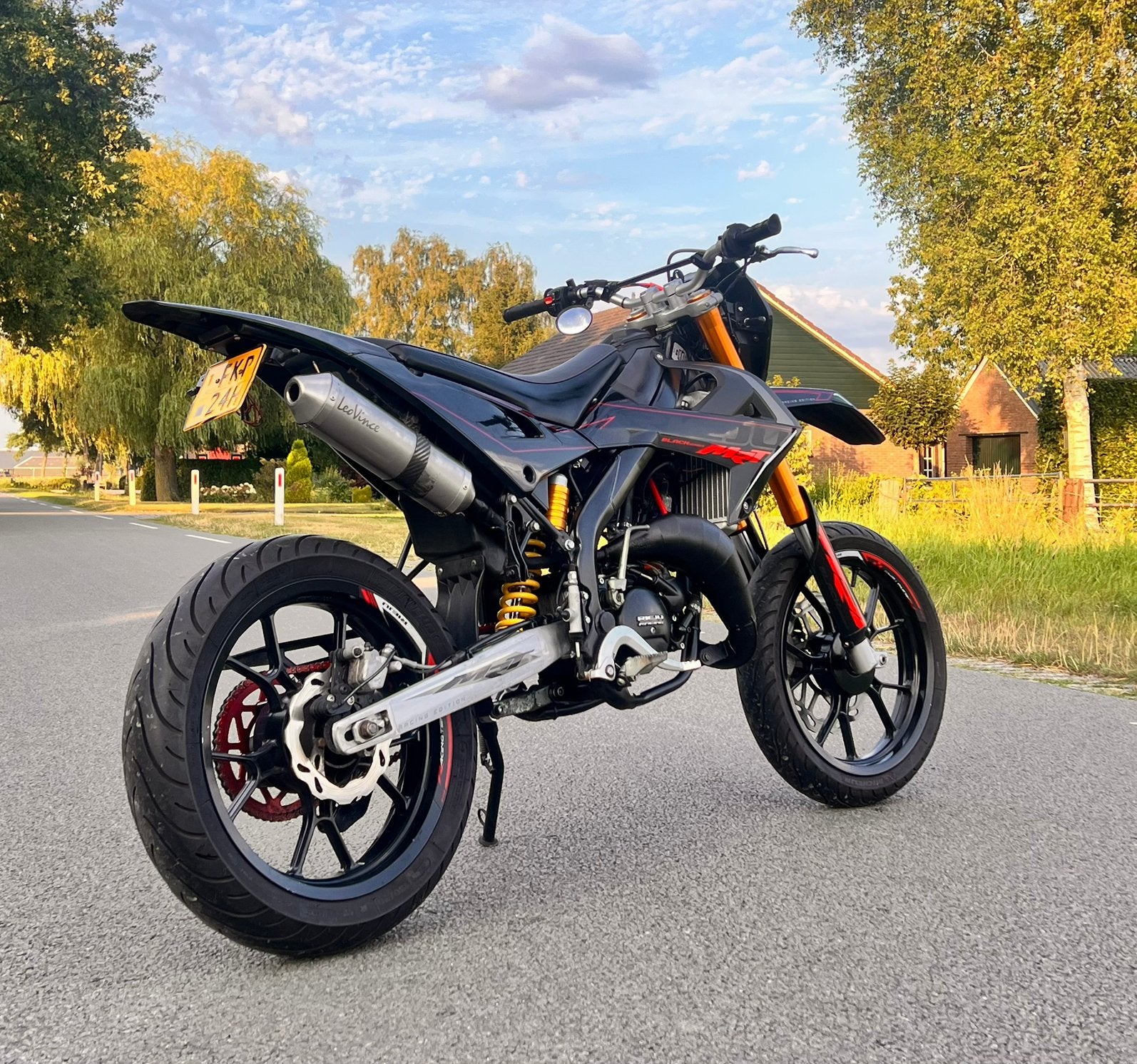 Rieju MRT 50 SM PRO, Ophalen, 6 versnellingen, Gebruikt, Maximaal 45 km/u